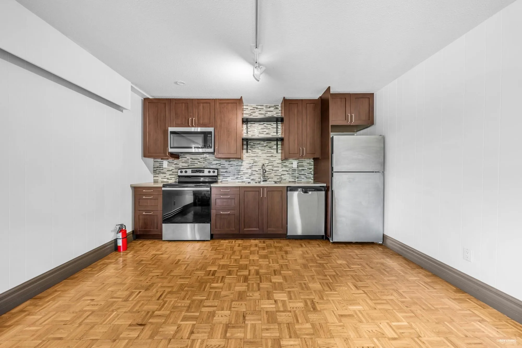 3845 Bayridge Avenue