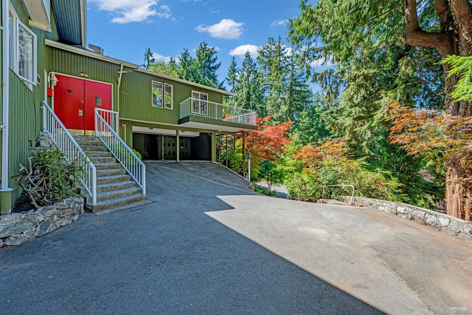 3845 Bayridge Avenue