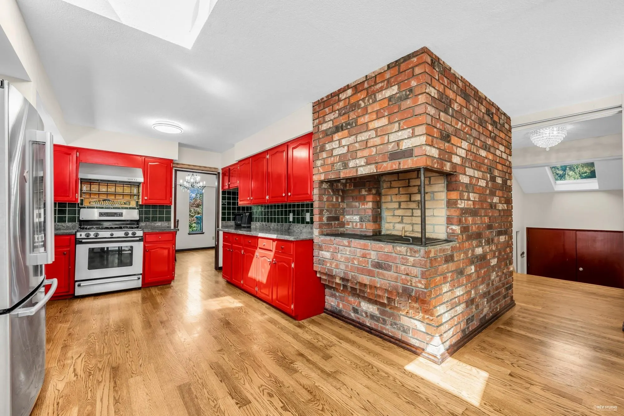 3845 Bayridge Avenue