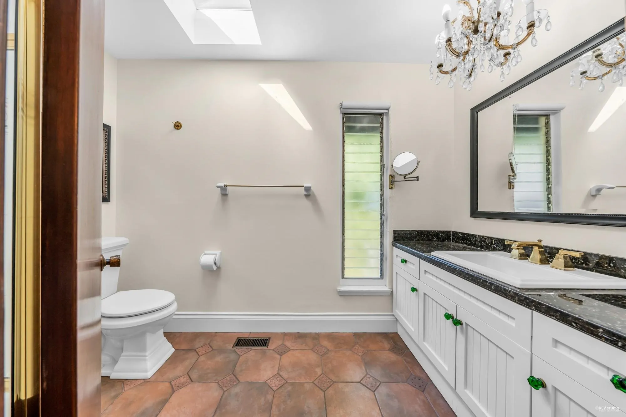 3845 Bayridge Avenue