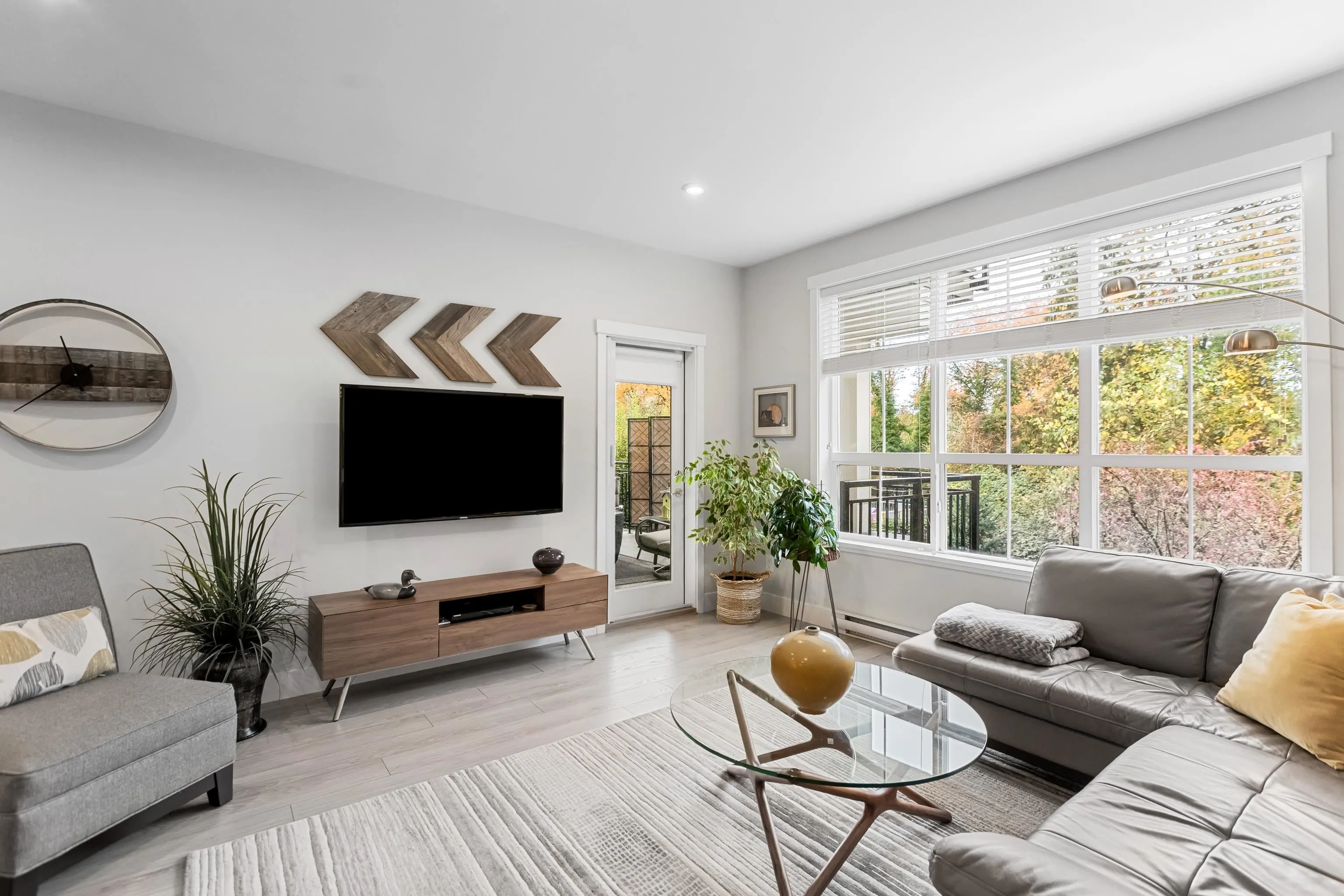 206 12367 224 Street