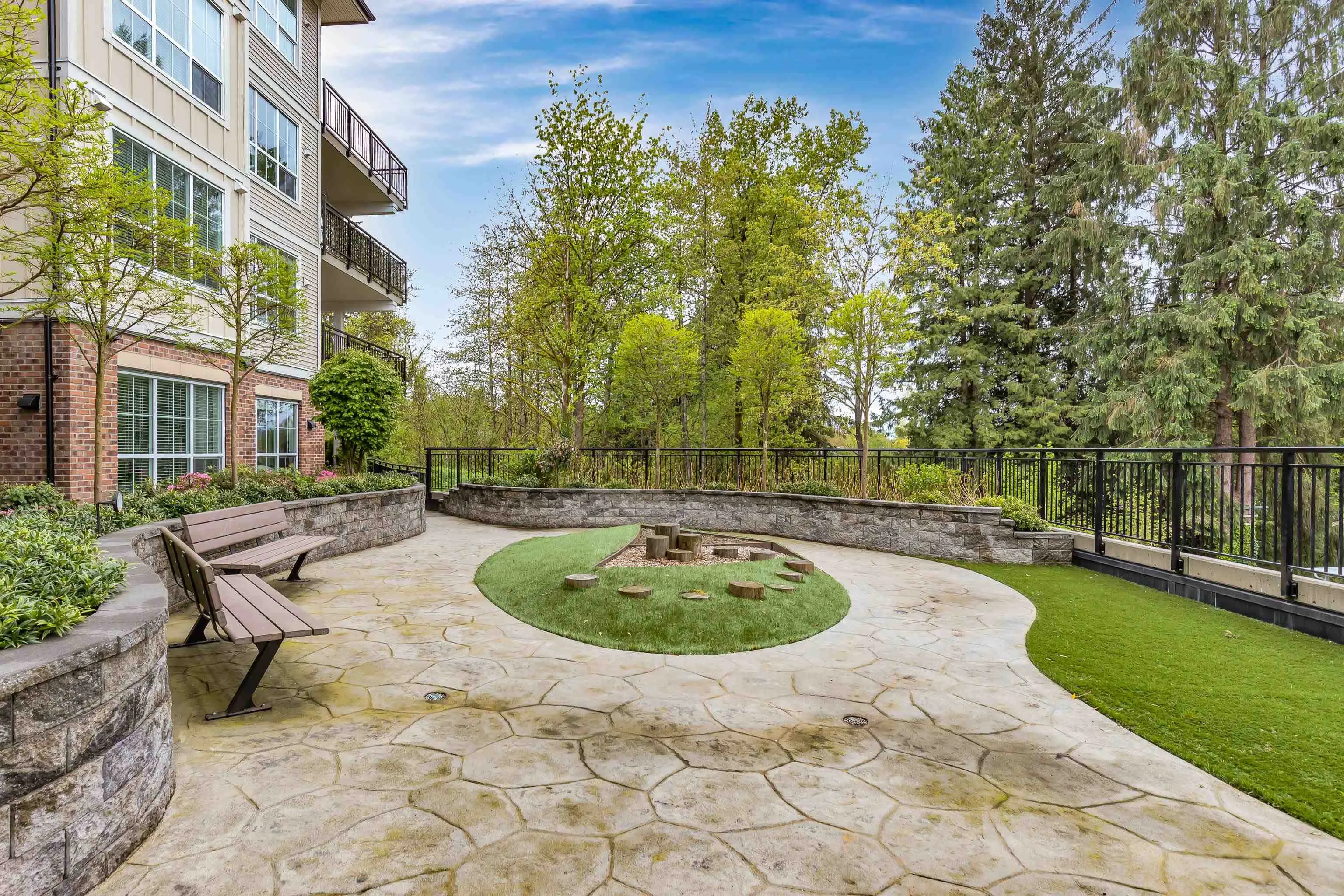 206 12367 224 Street