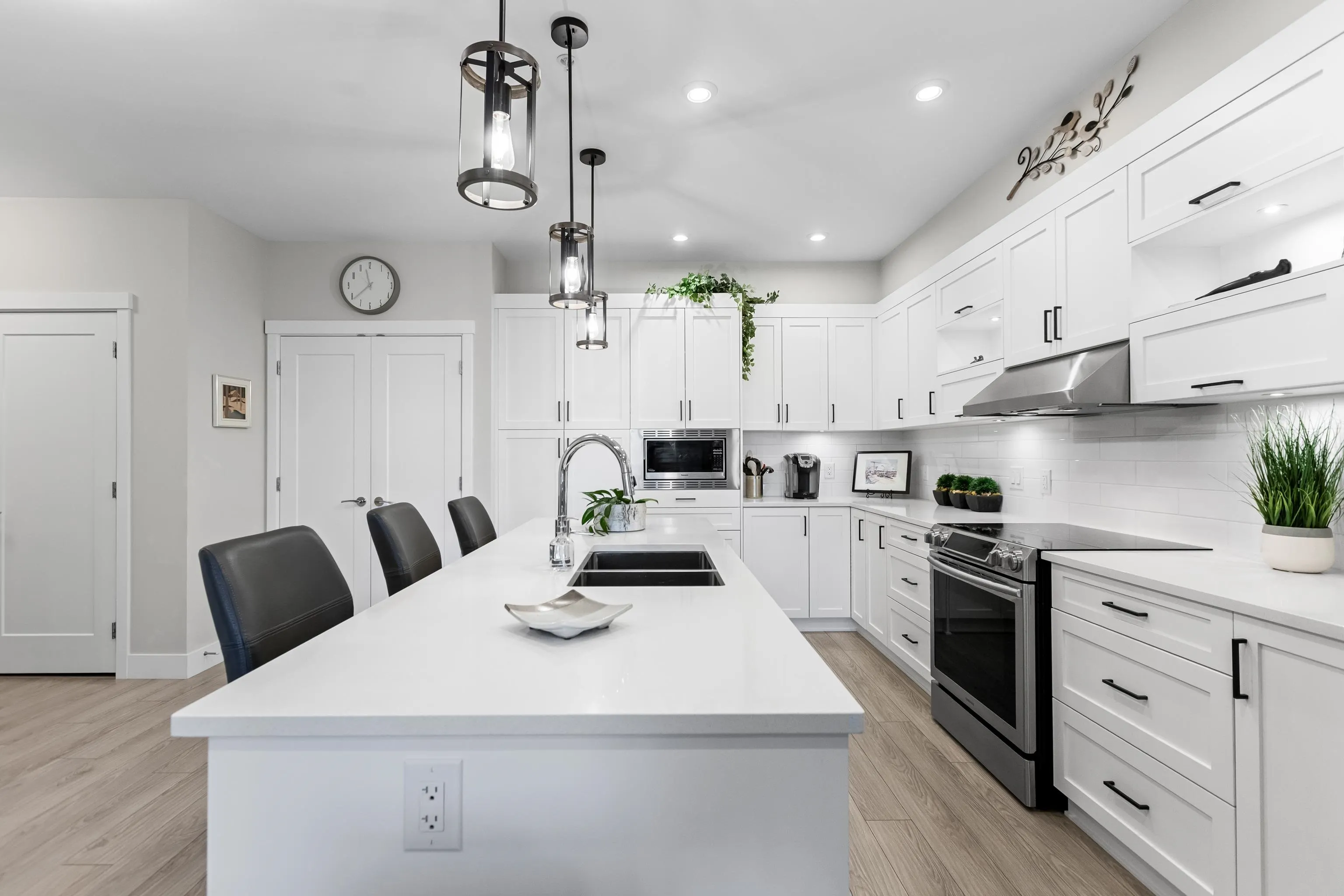 206 12367 224 Street