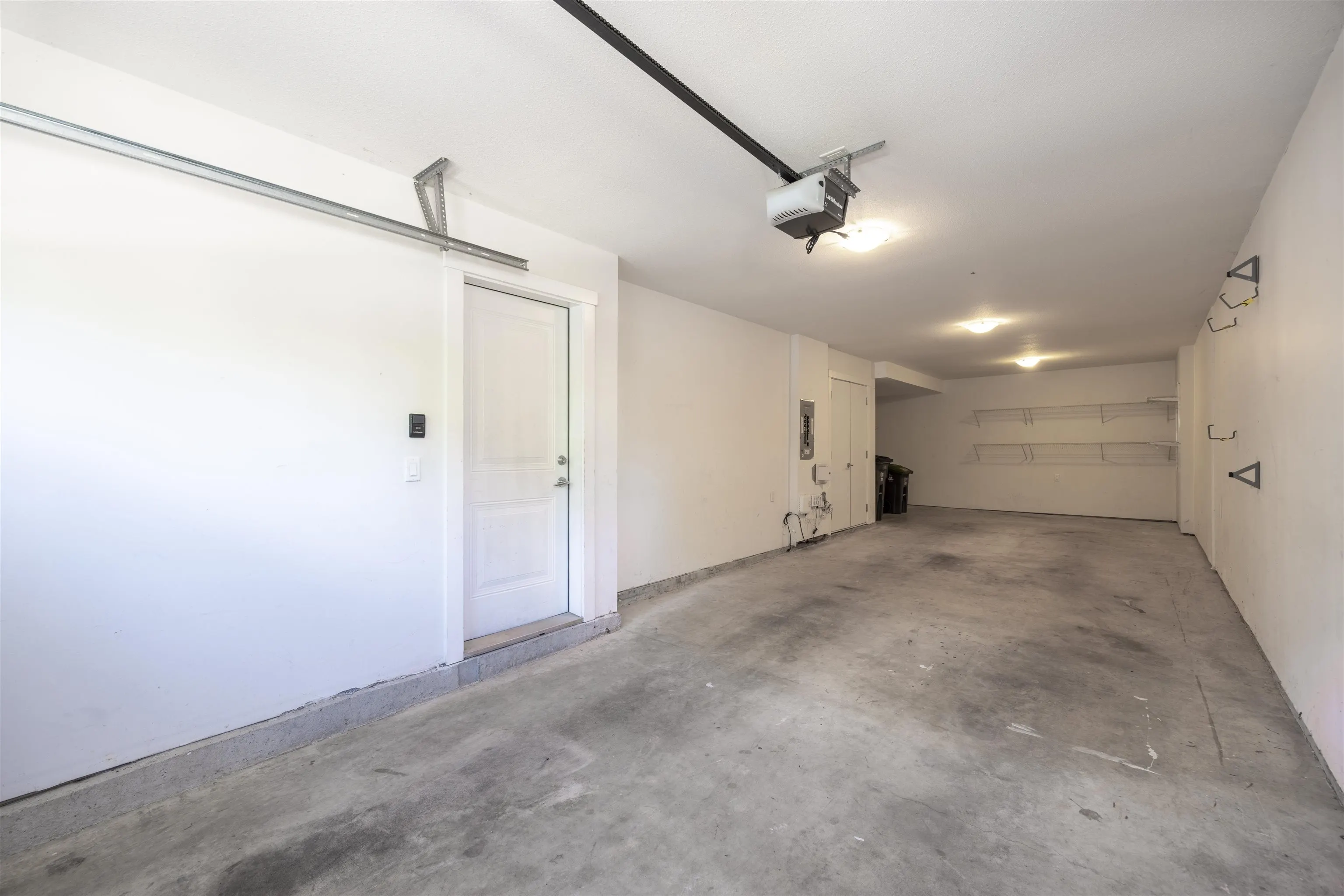 11 9989 E Barnston Drive