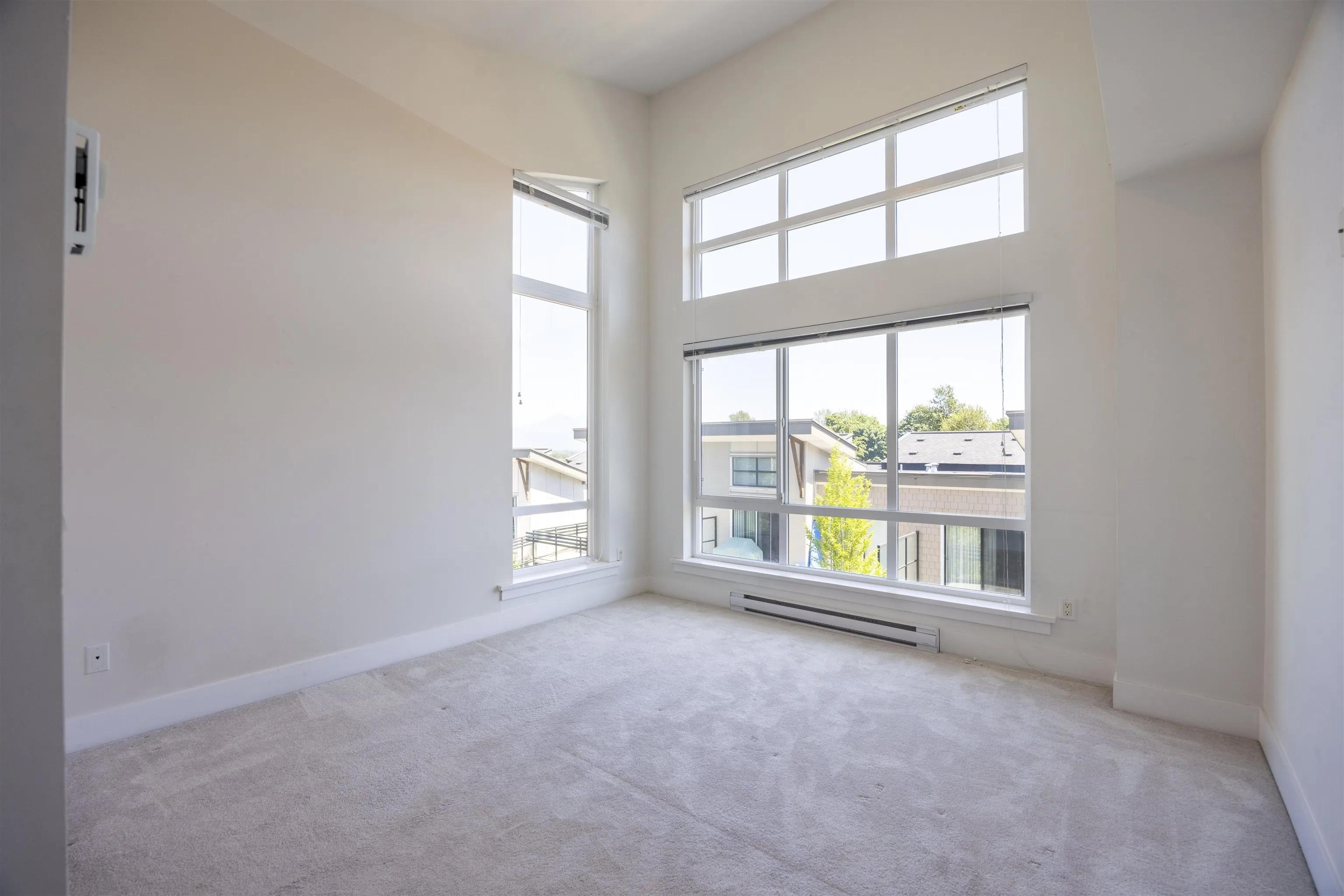 11 9989 E Barnston Drive