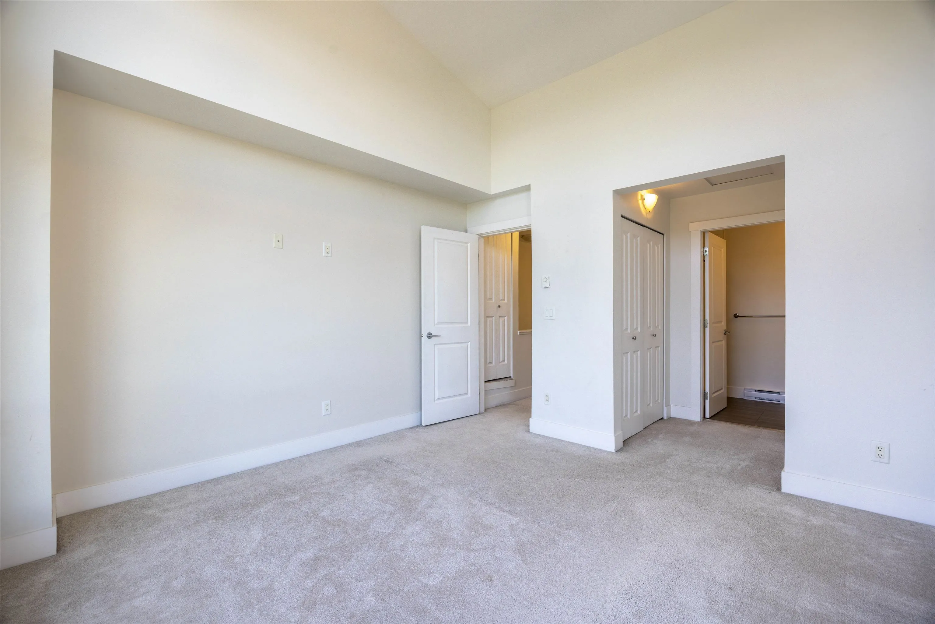 11 9989 E Barnston Drive