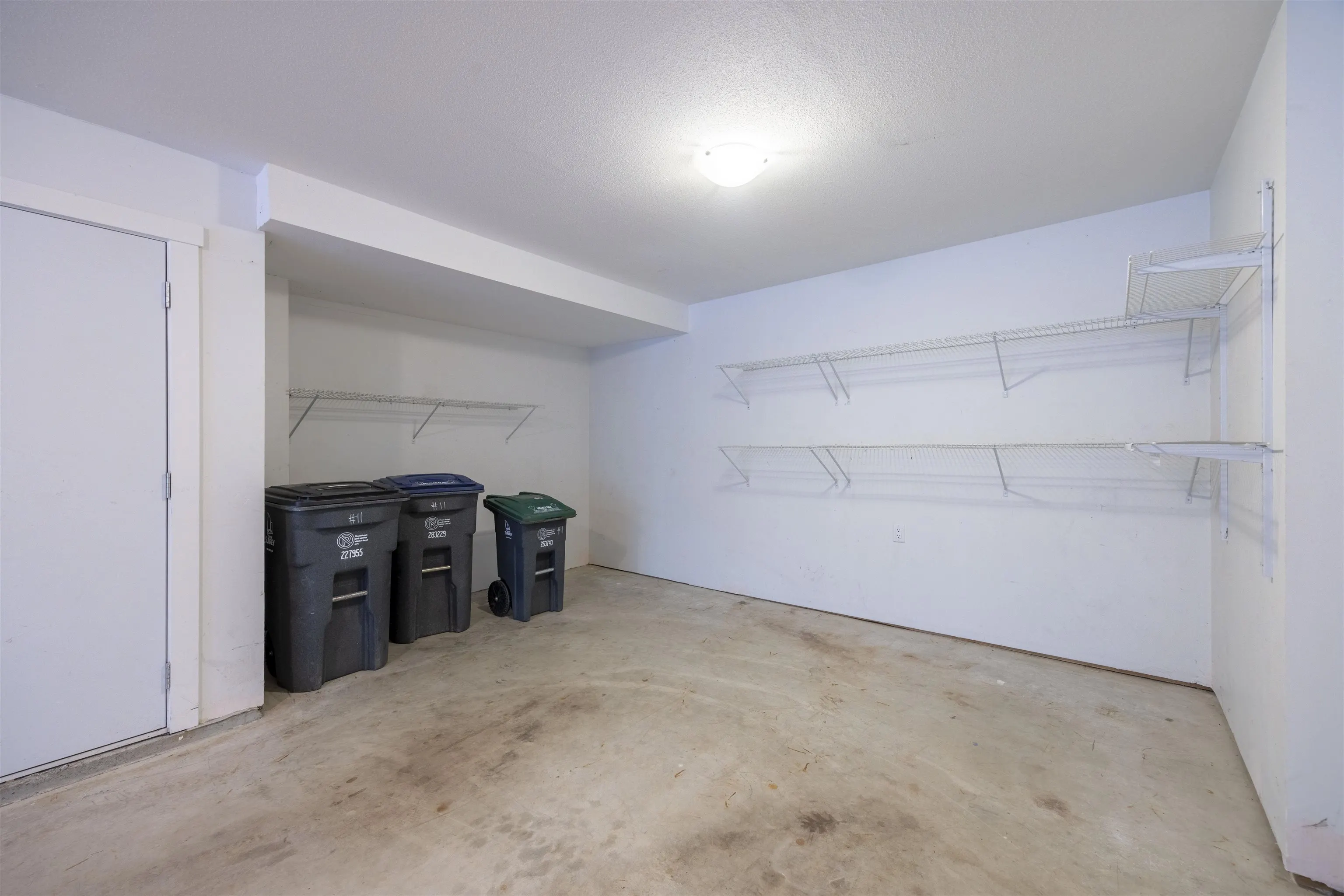 11 9989 E Barnston Drive