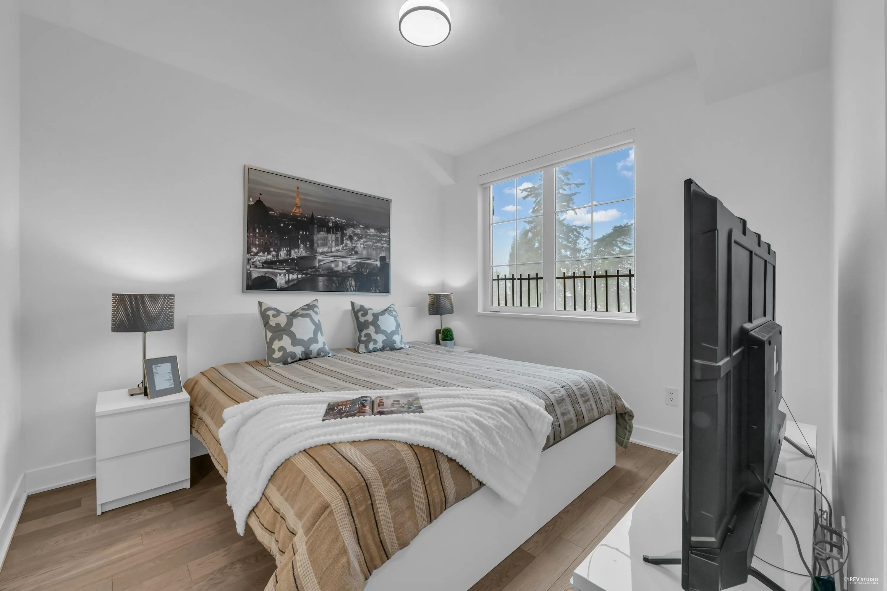 118 2070 Curling Road