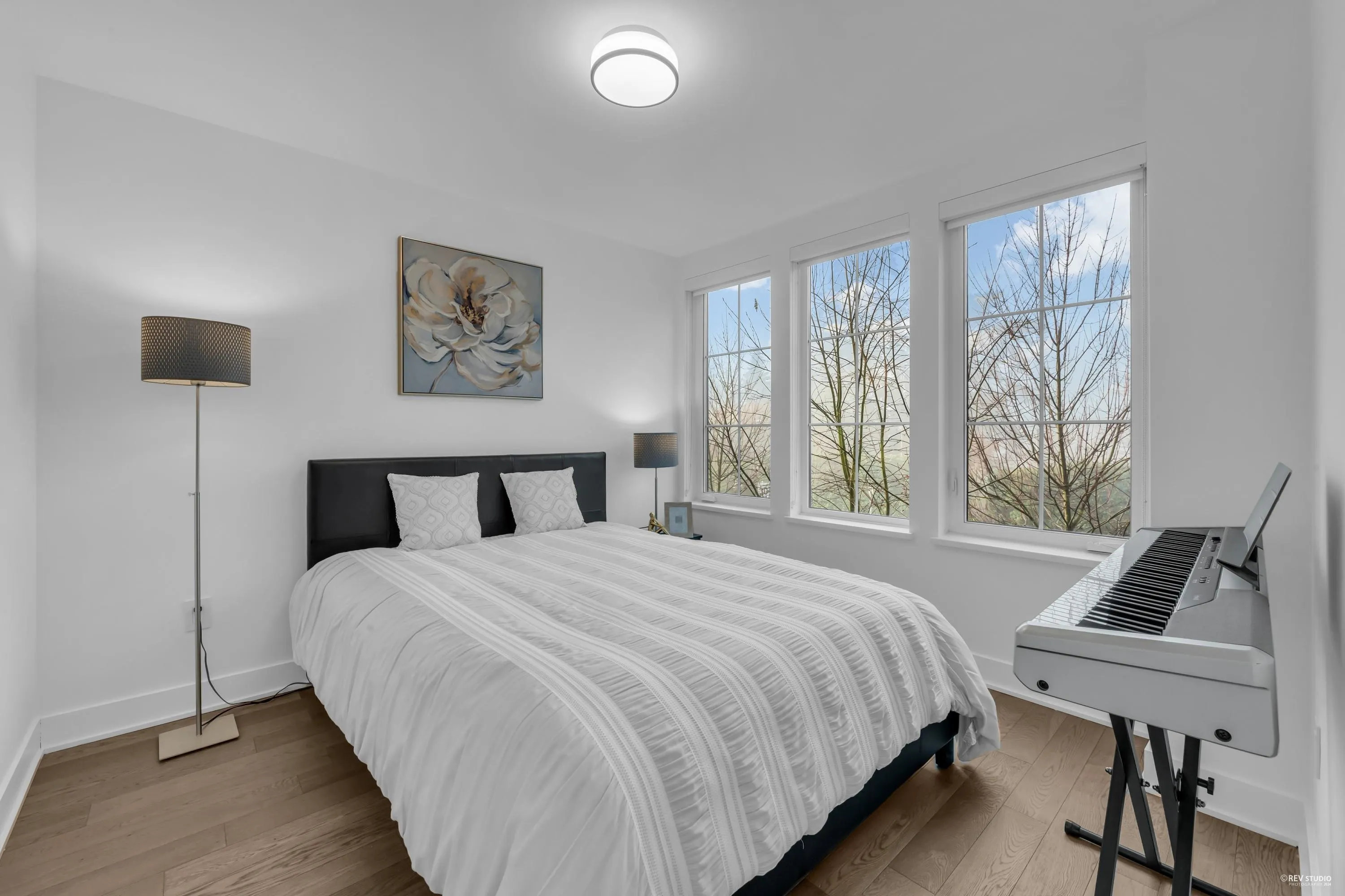 118 2070 Curling Road