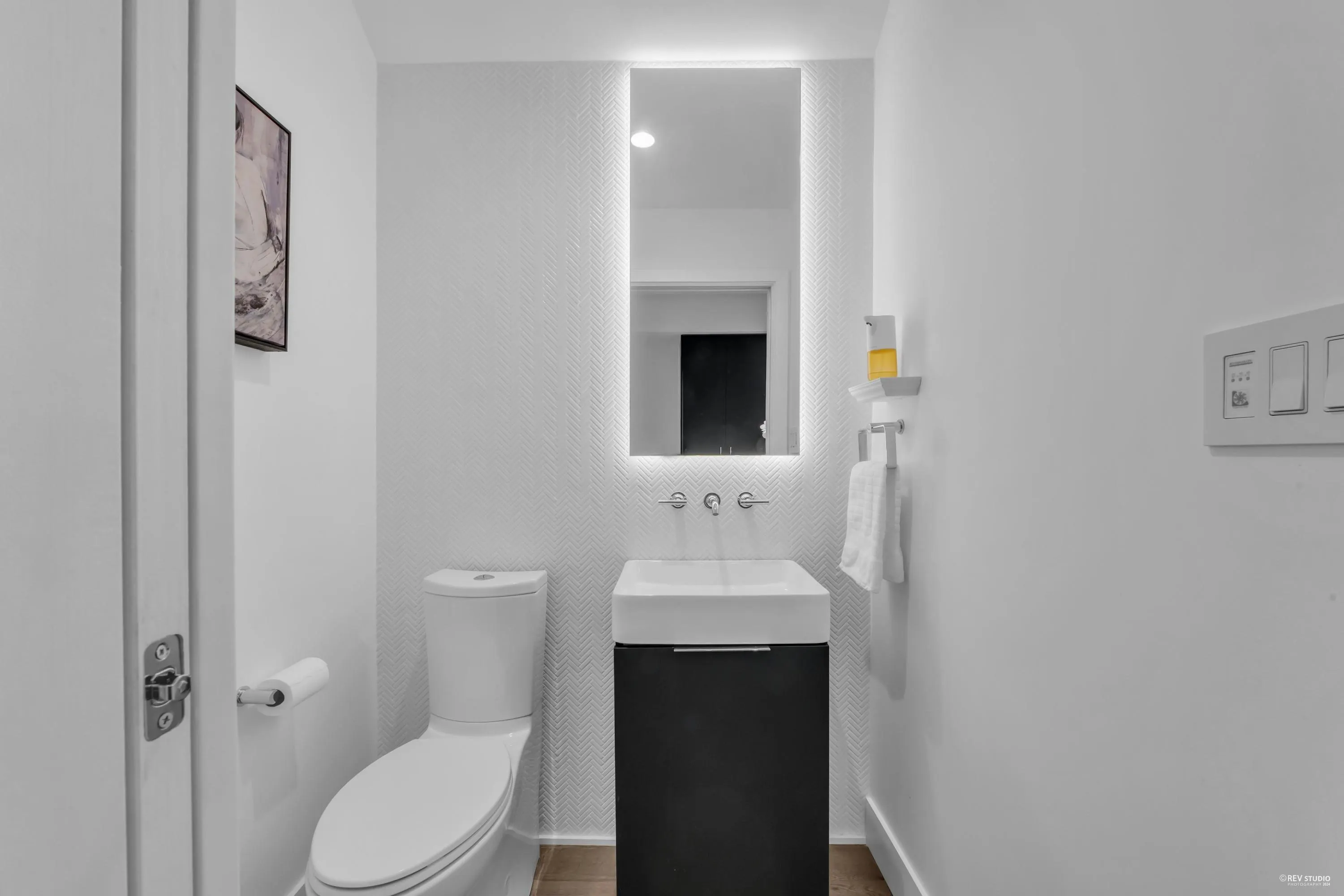 118 2070 Curling Road