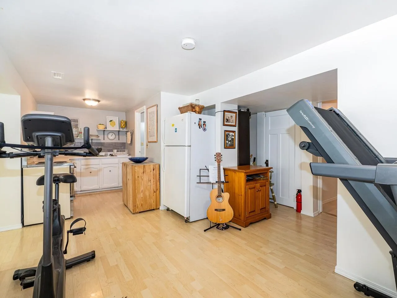 3706 W King Edward Avenue