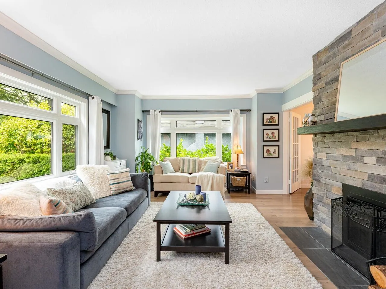 3706 W King Edward Avenue