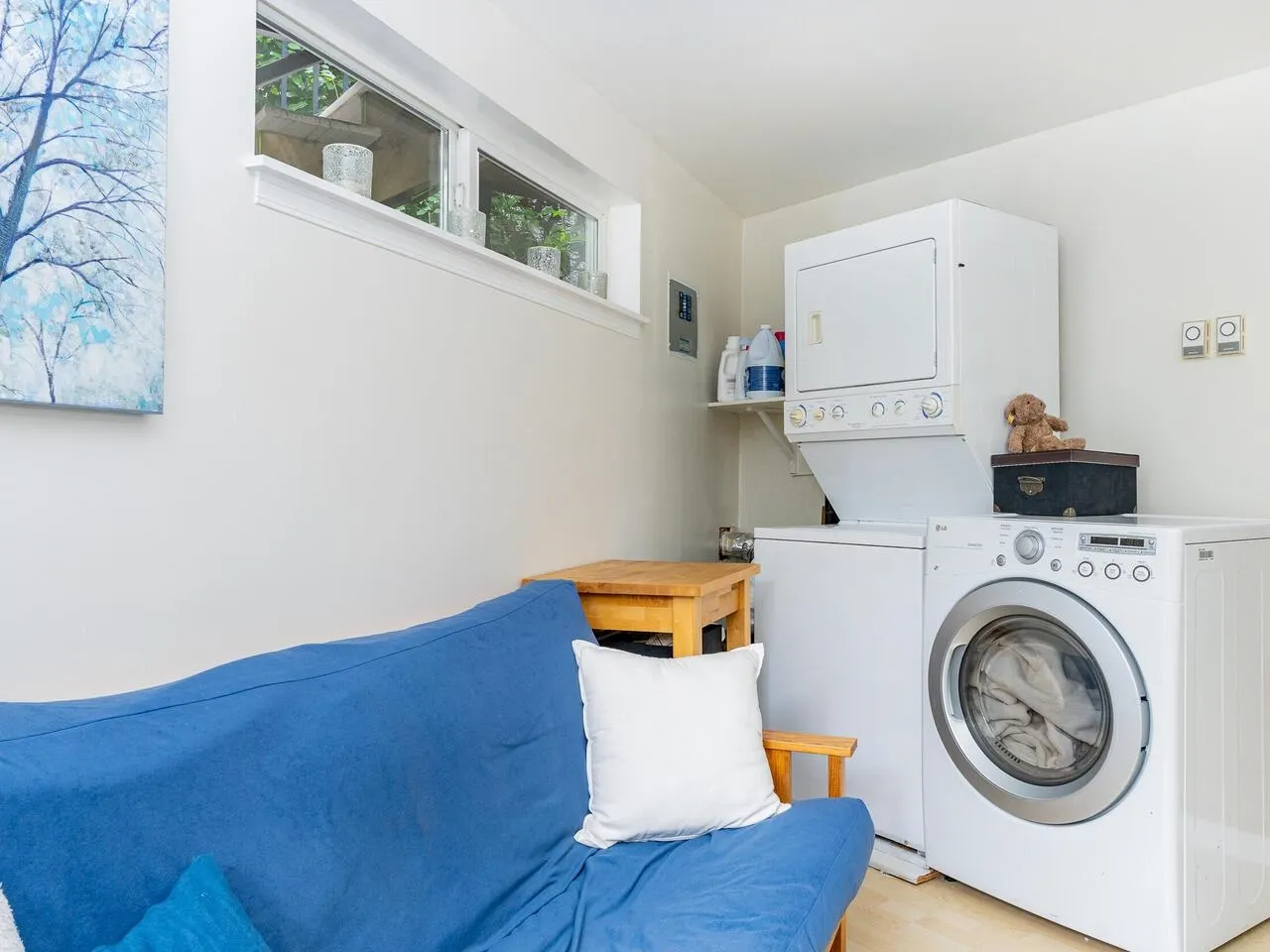 3706 W King Edward Avenue