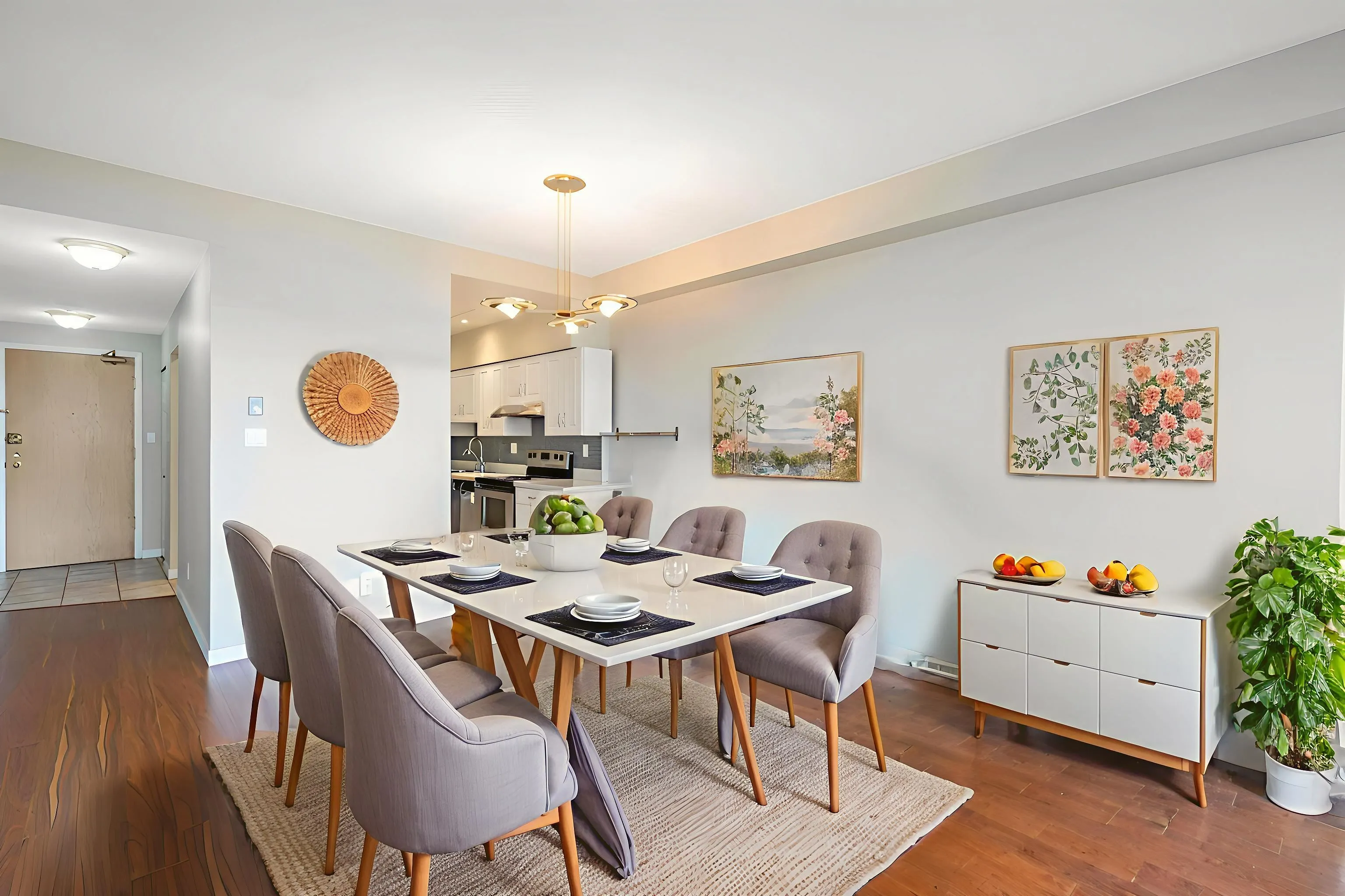 702 5885 Olive Avenue