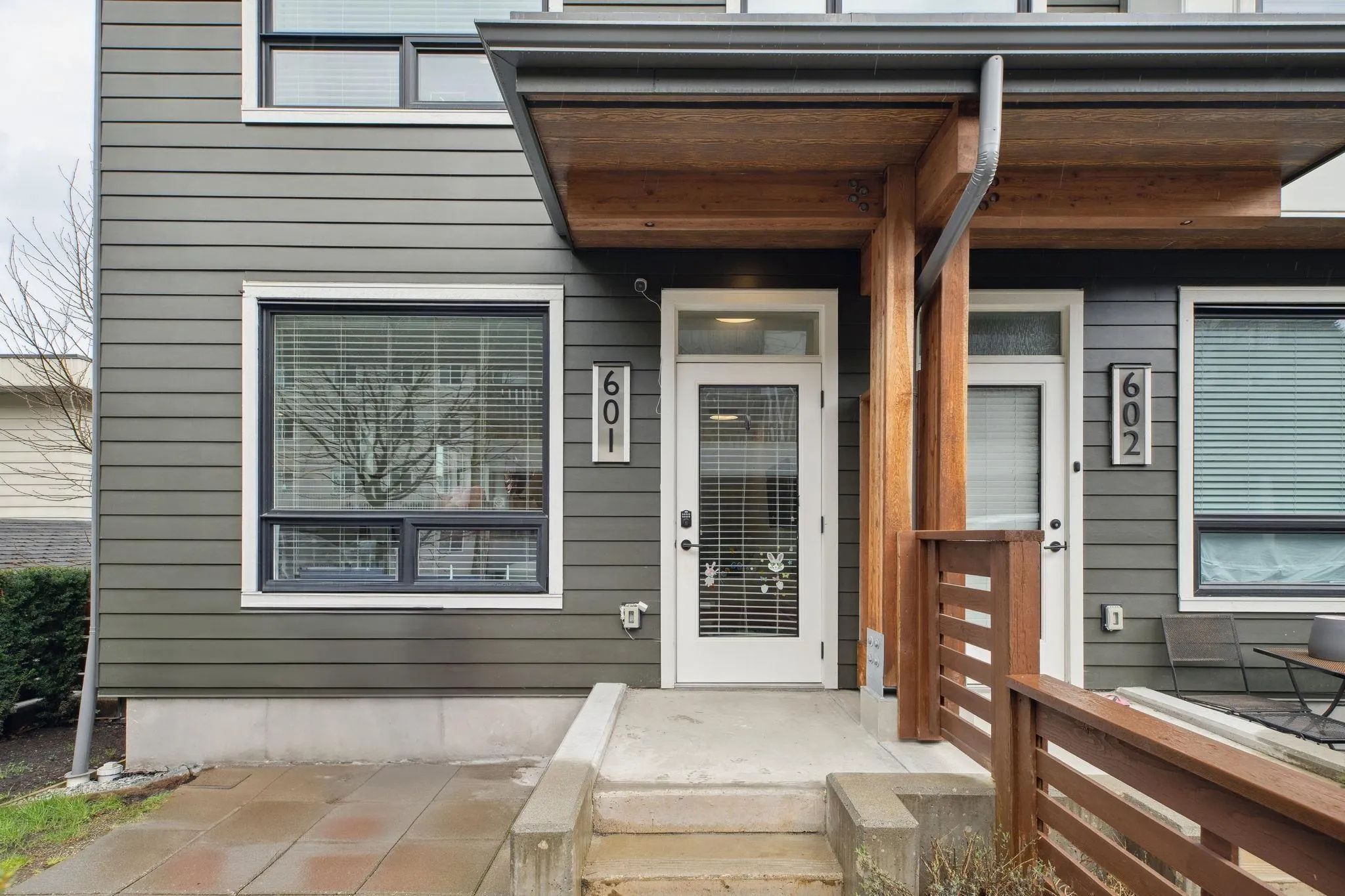 601 3021 St George Street