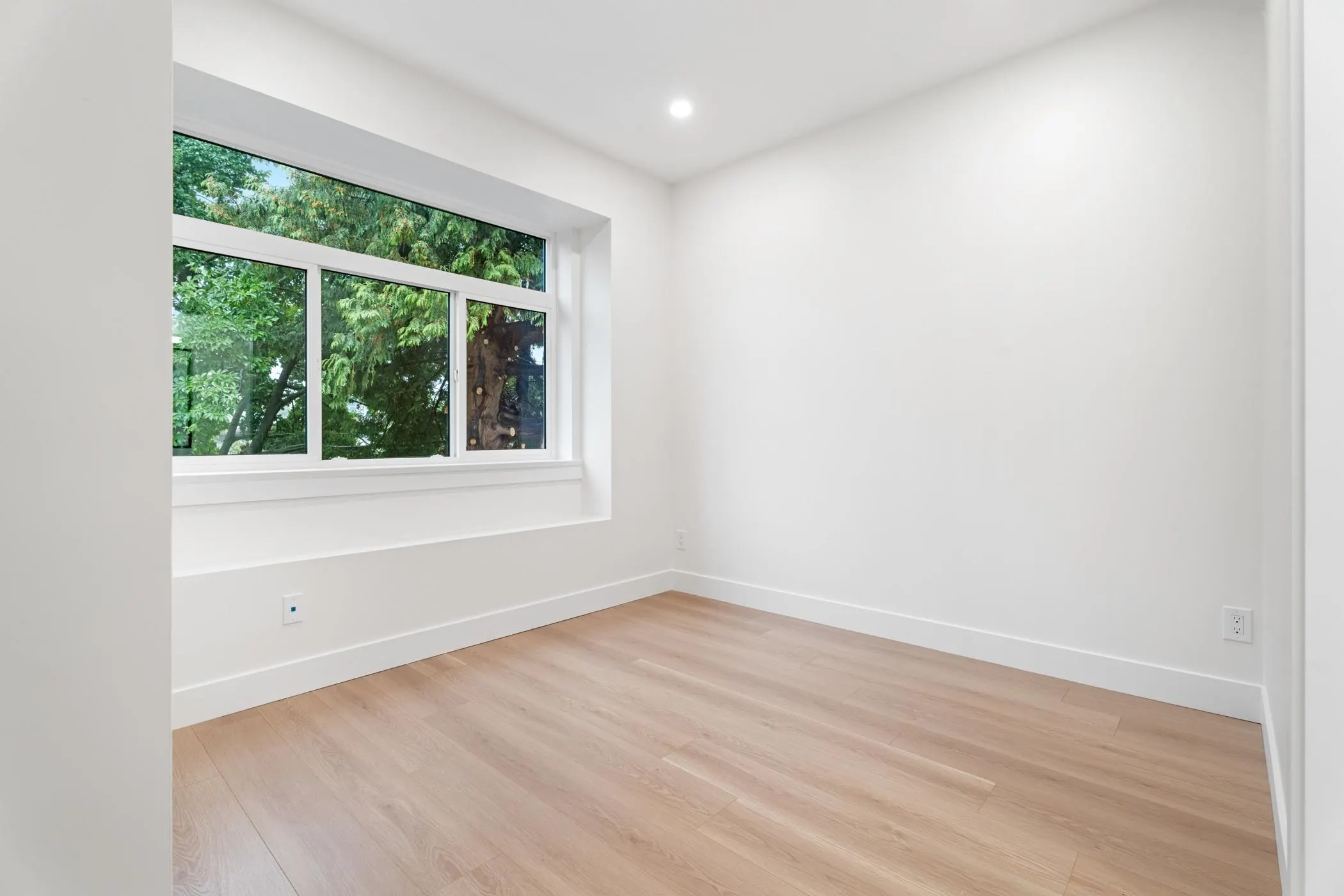 5875 Culloden Street