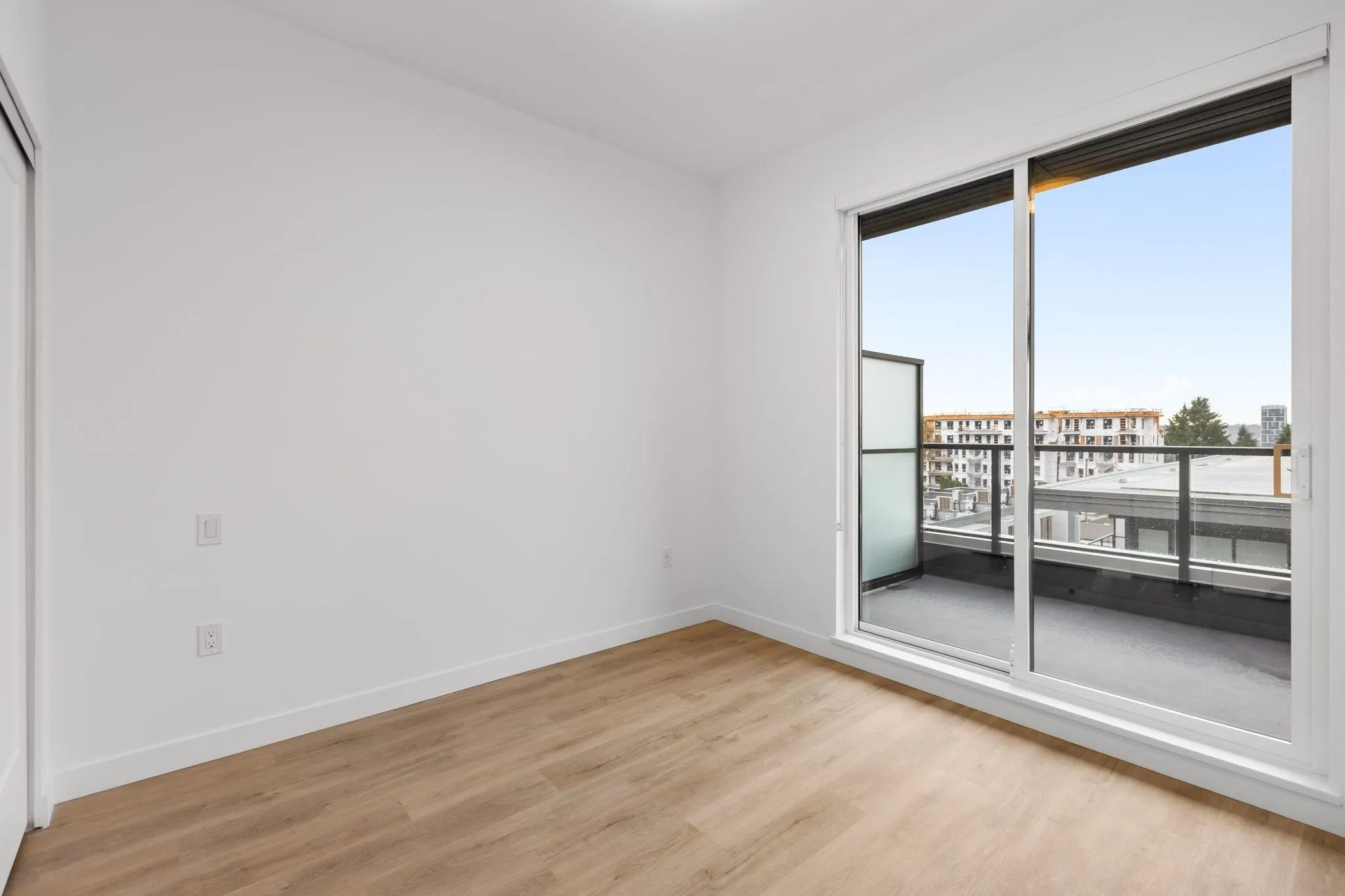 609 600 Rochester Avenue