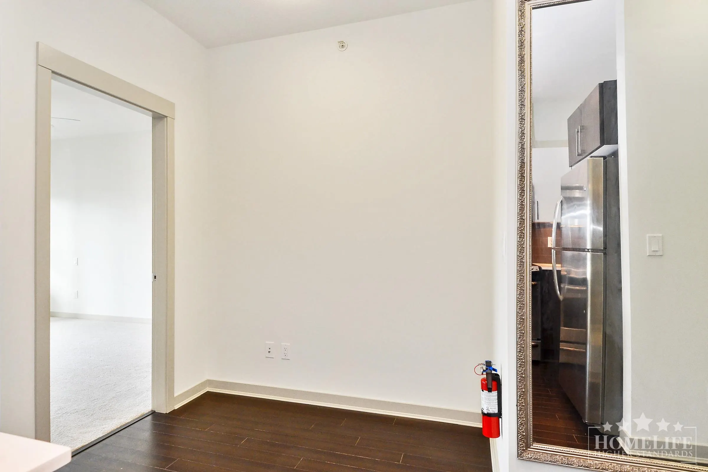 506 10523 University Drive