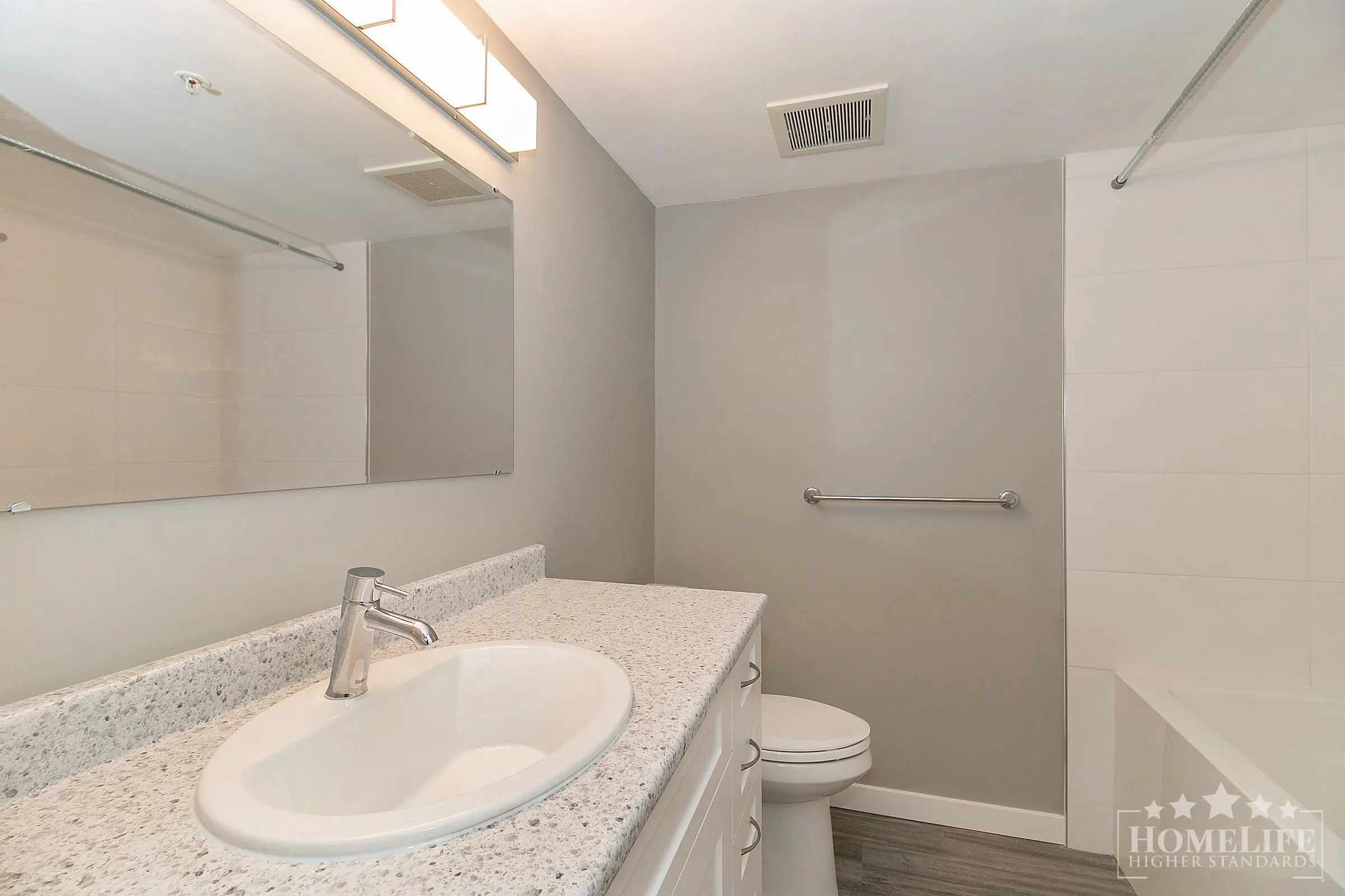 506 10523 University Drive