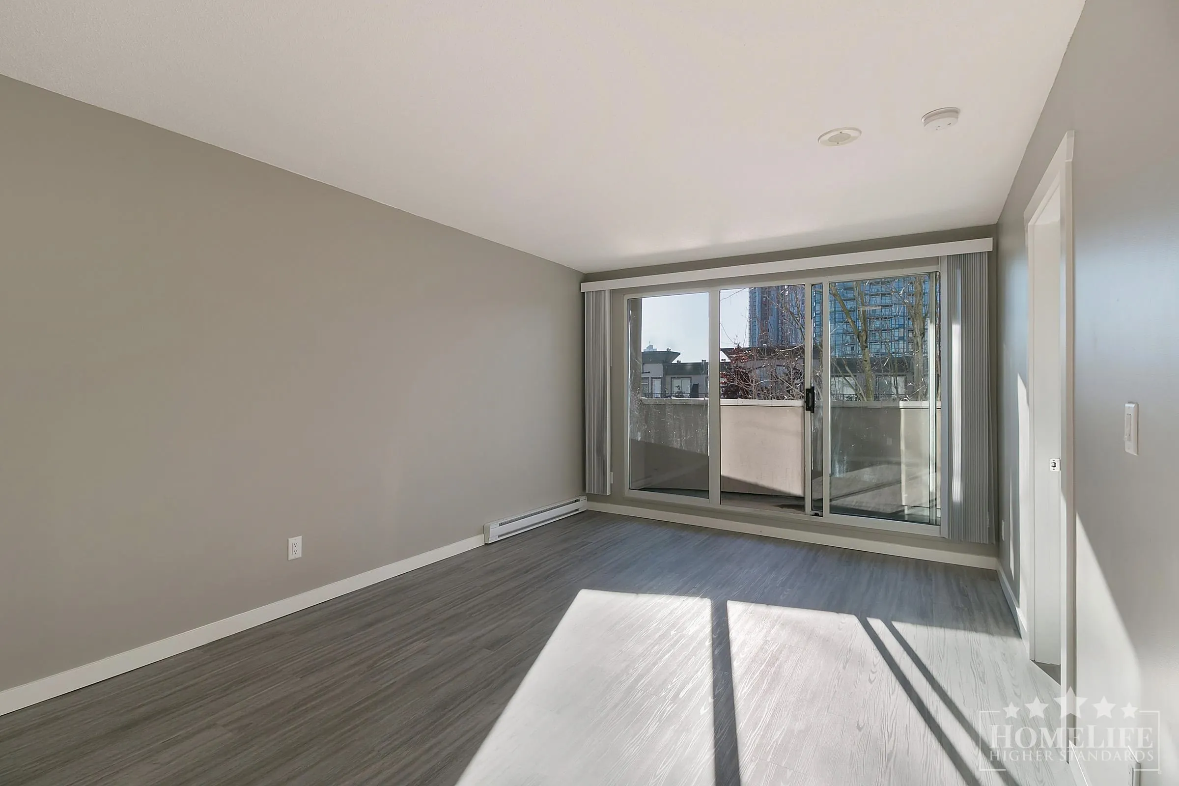 506 10523 University Drive