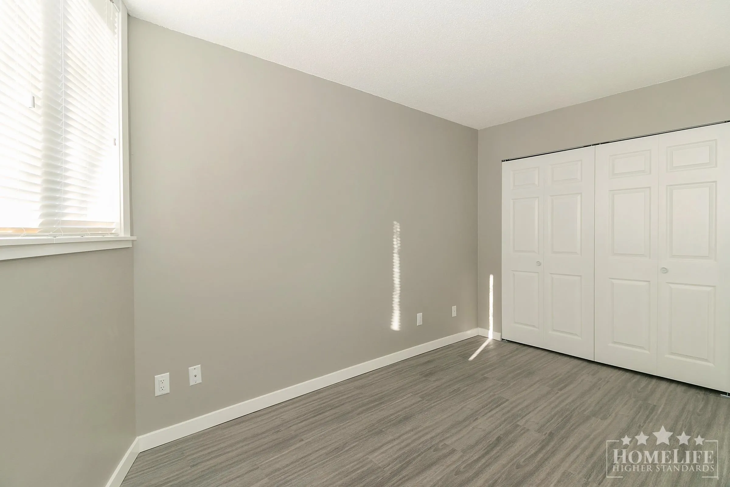 506 10523 University Drive