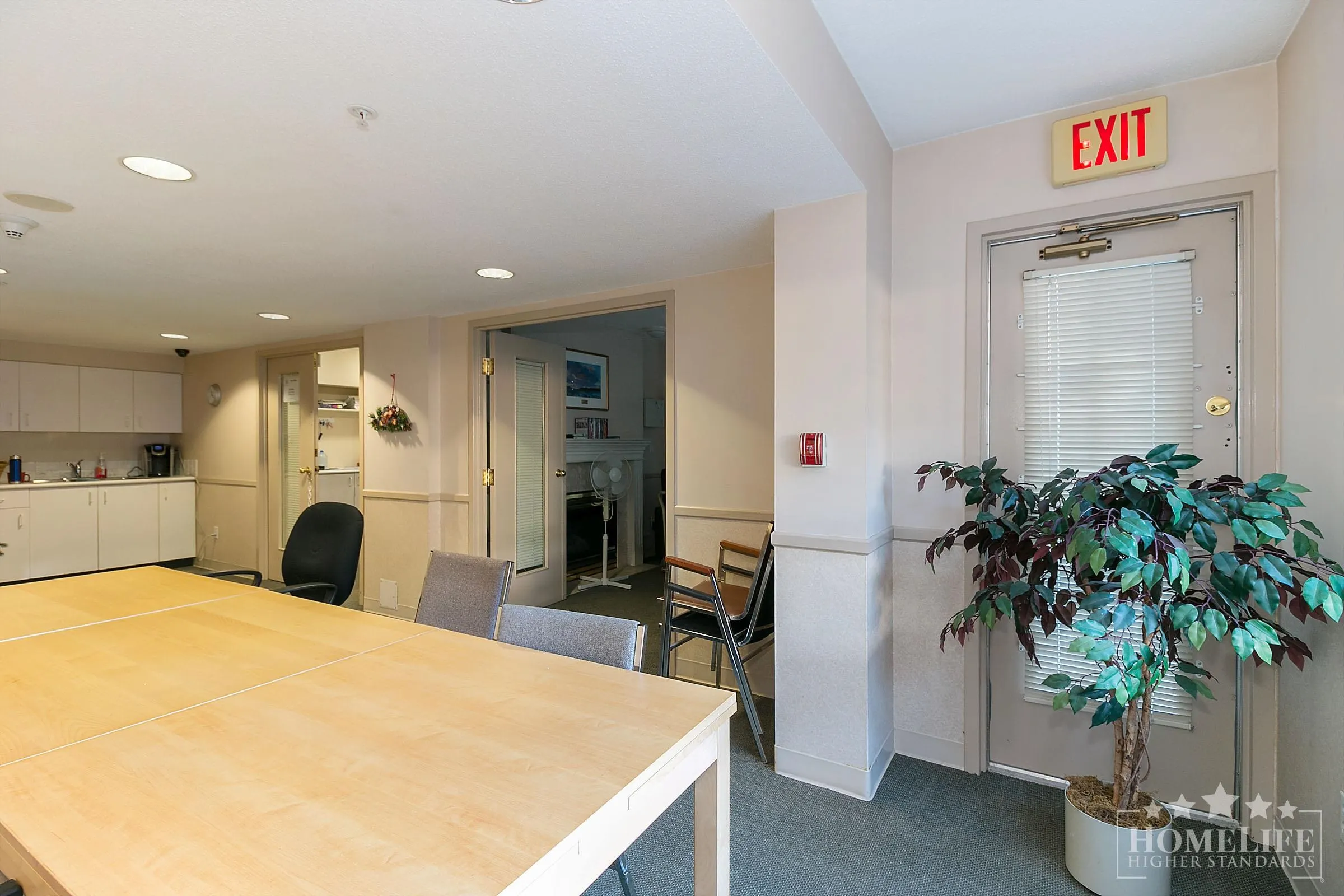 506 10523 University Drive