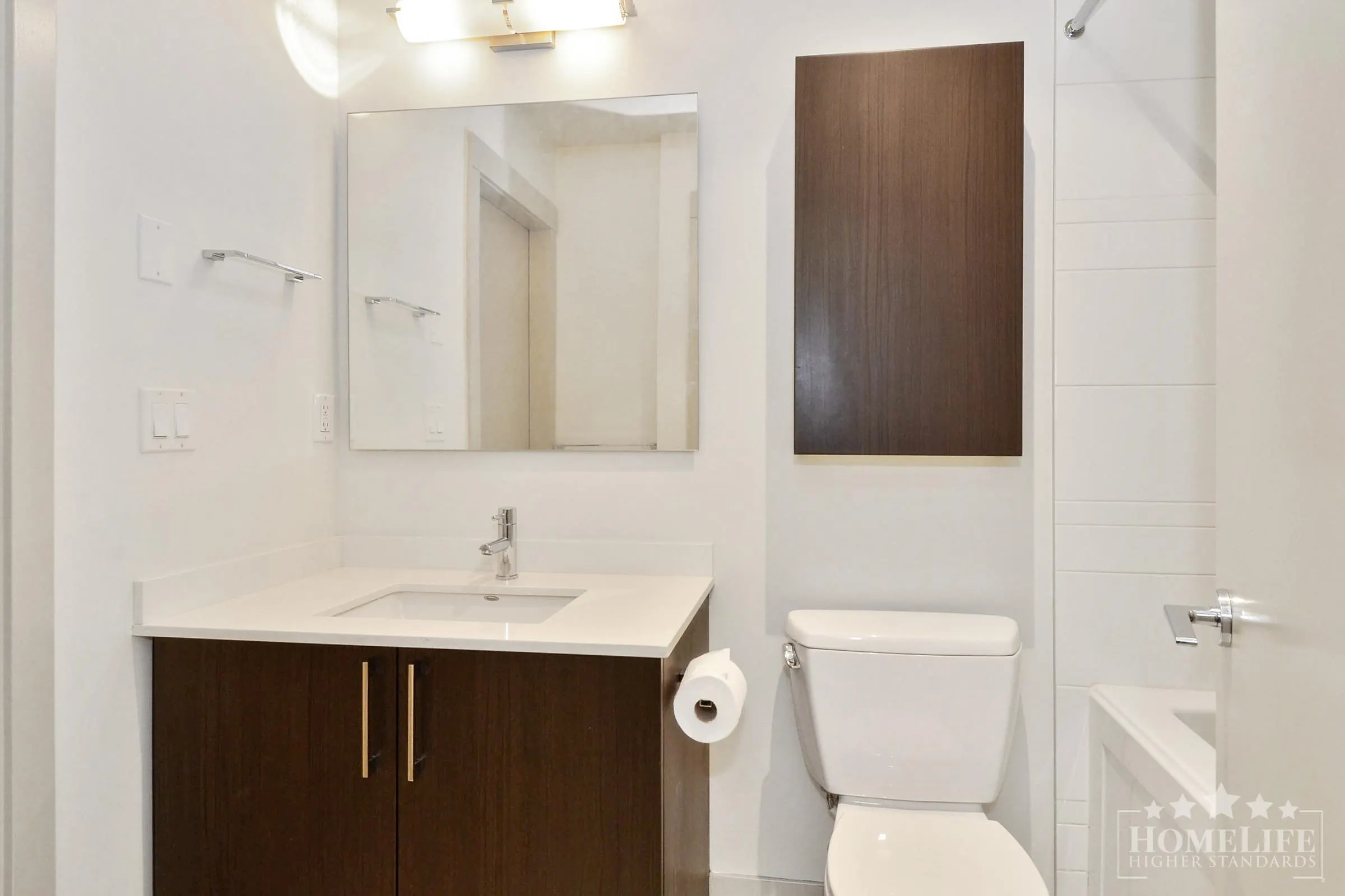 506 10523 University Drive