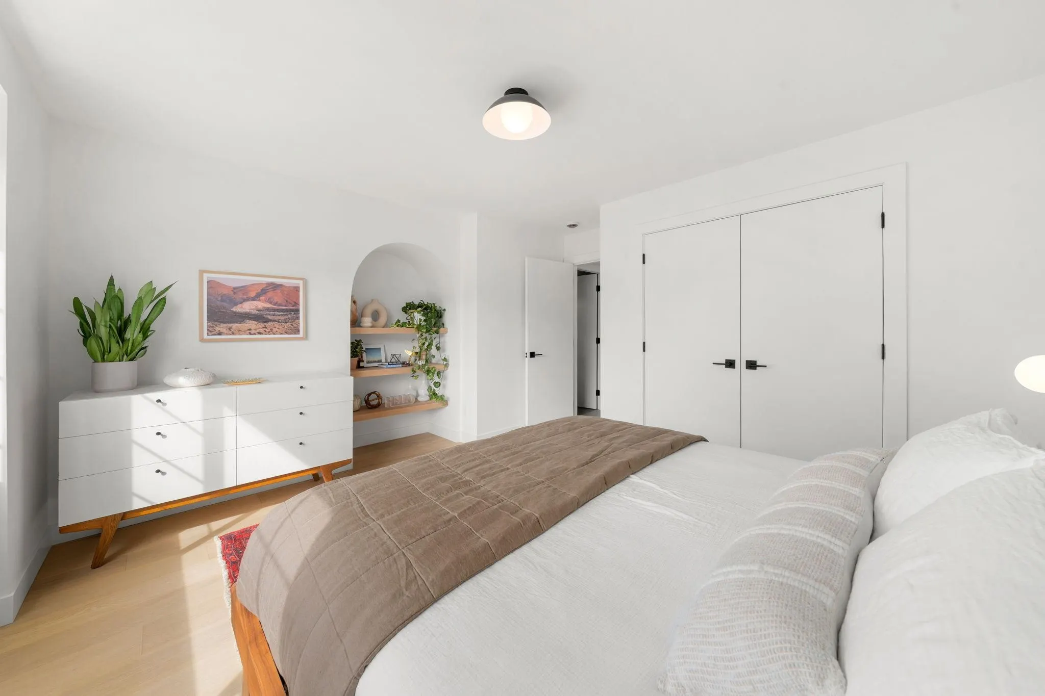 18 901 W 17th Street