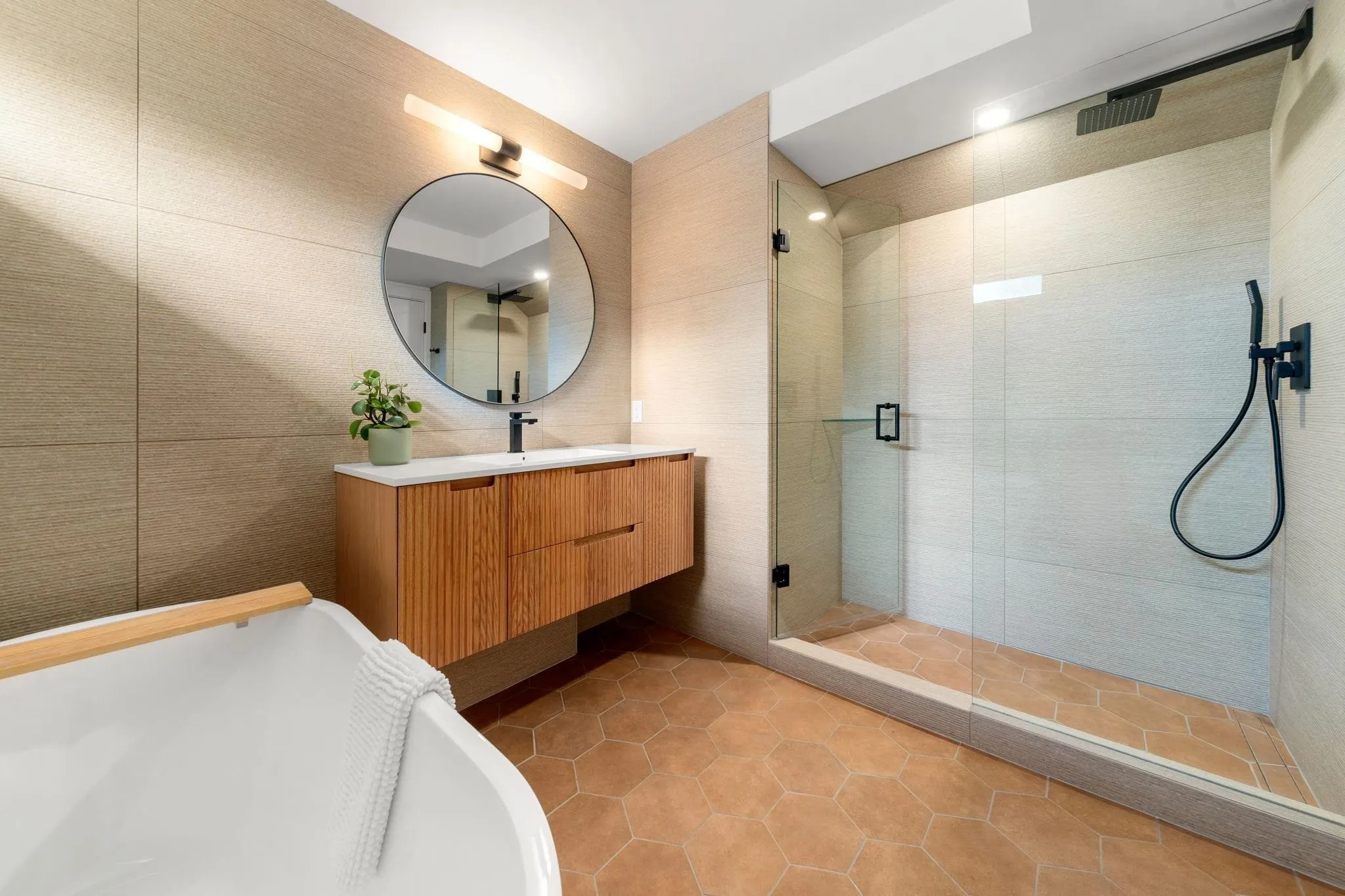 18 901 W 17th Street