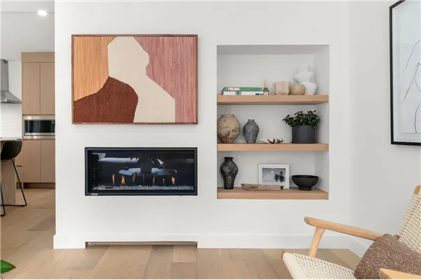 18 901 W 17th Street