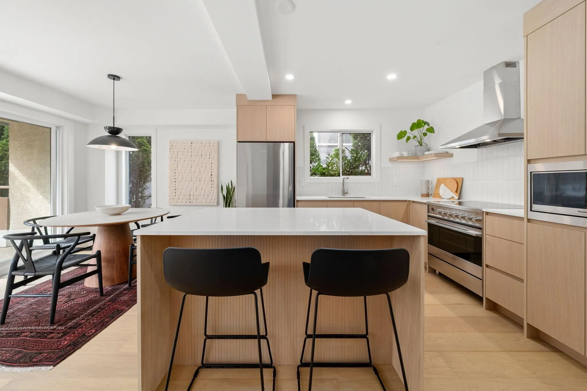 18 901 W 17th Street