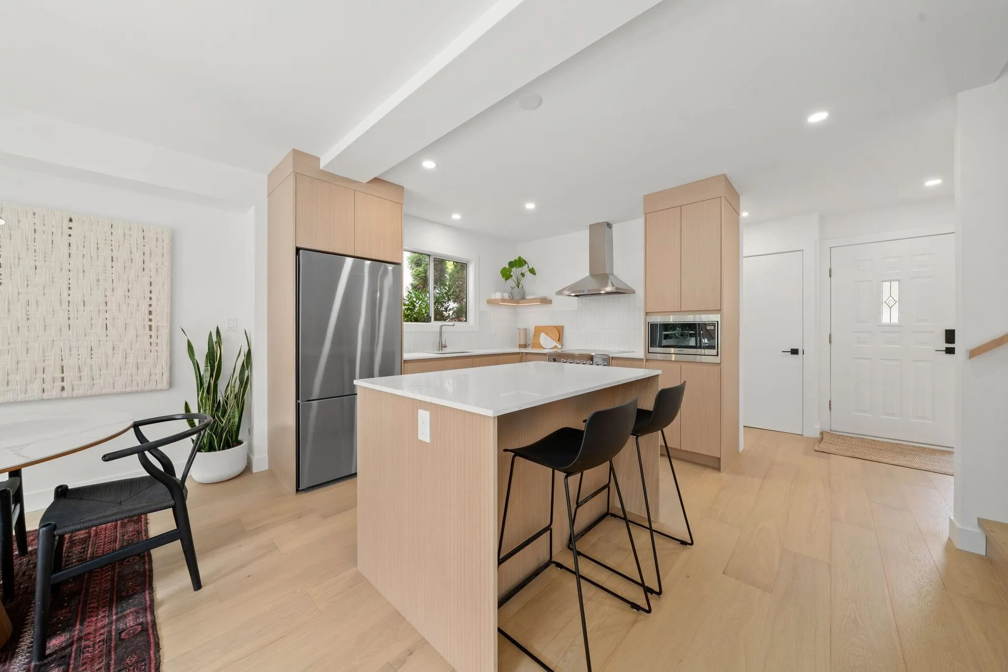 18 901 W 17th Street