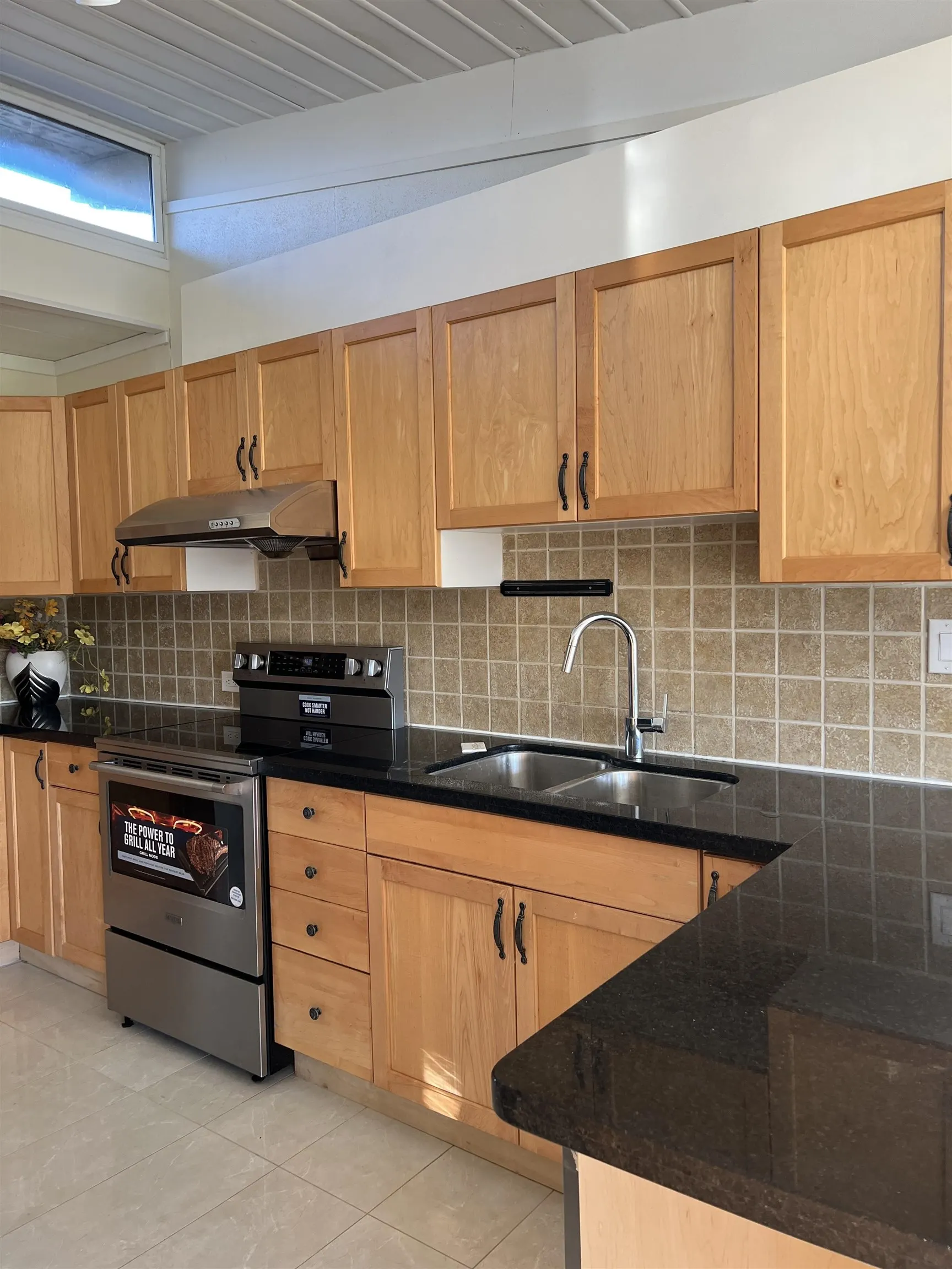 4053 Sunnycrest Drive