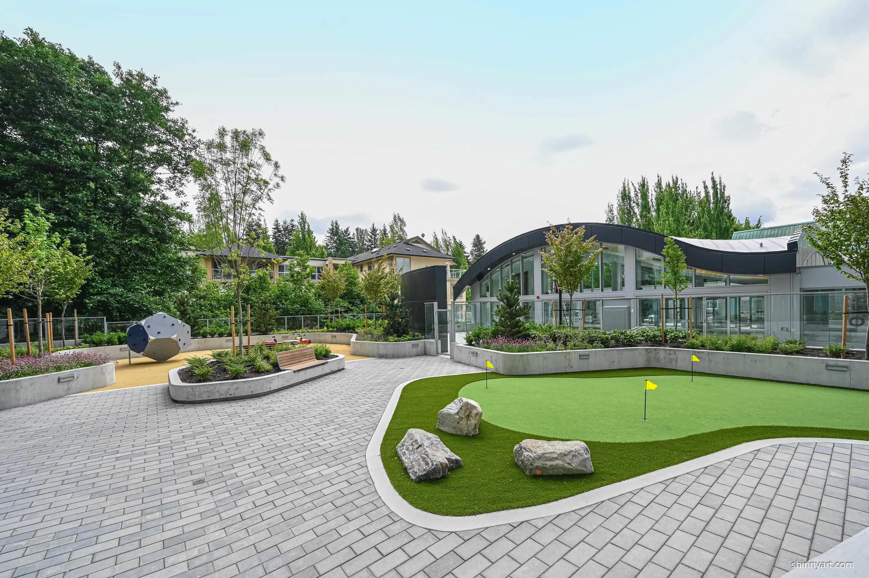 708 13768 100 Avenue