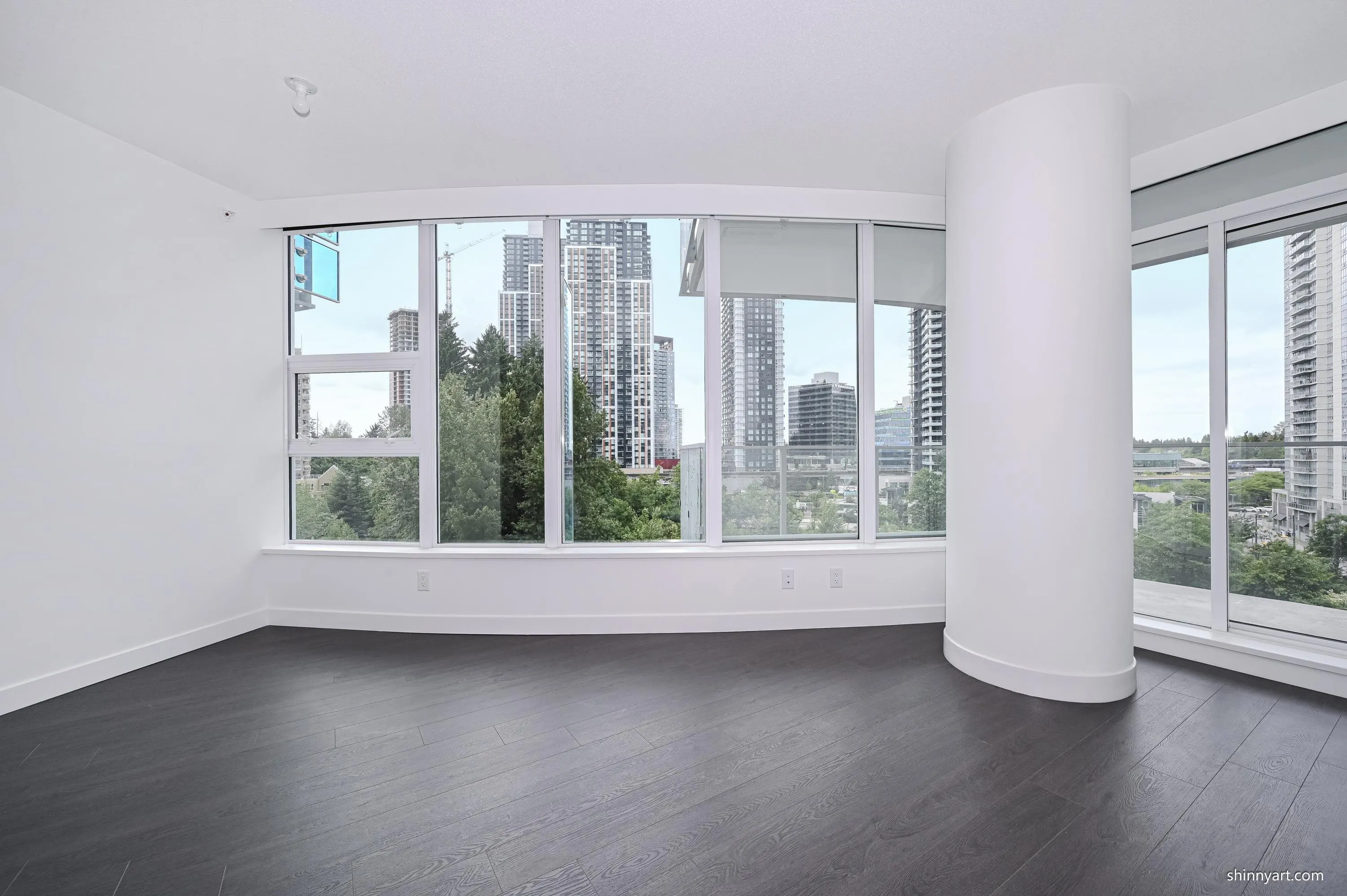 708 13768 100 Avenue