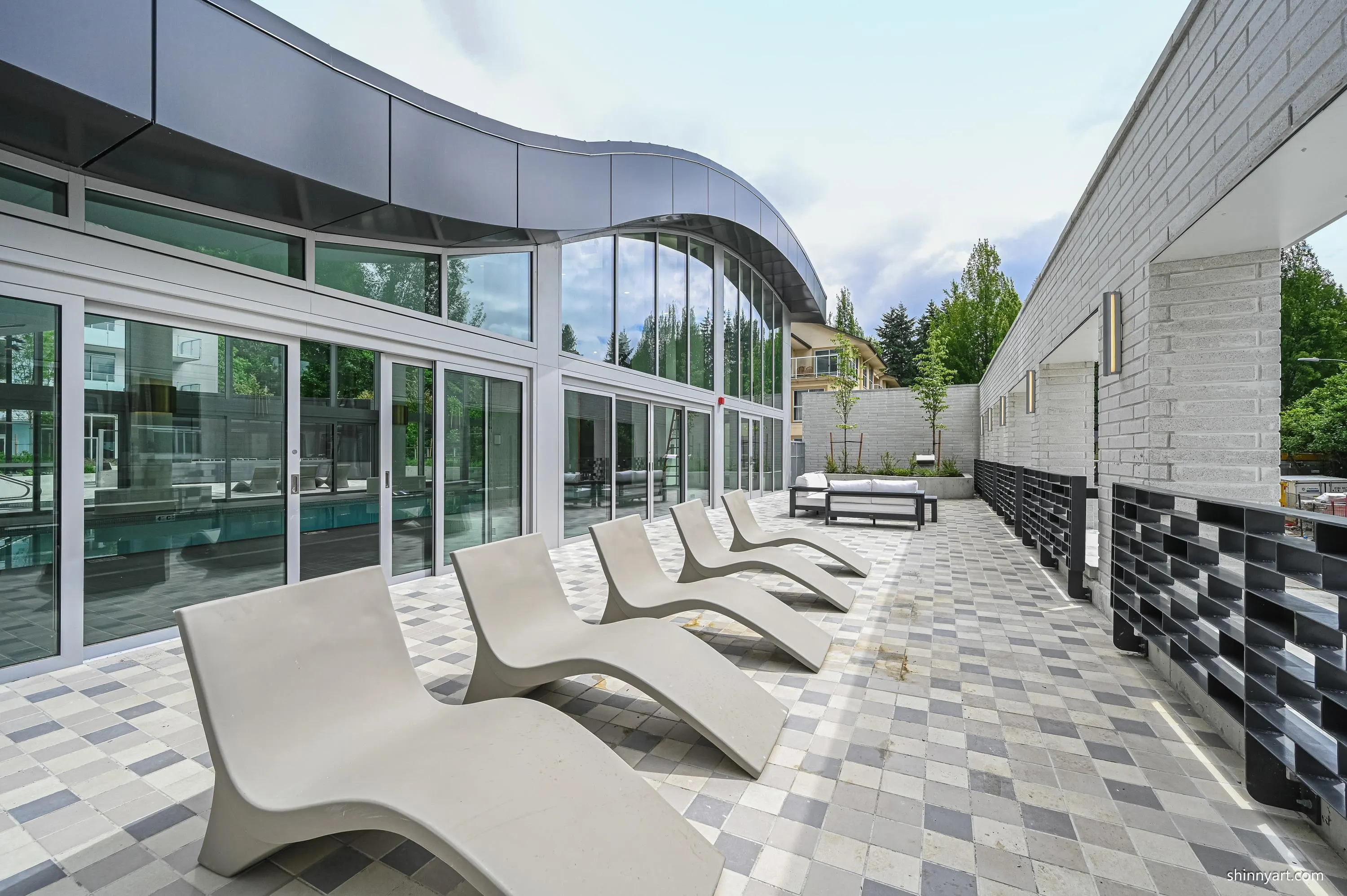 708 13768 100 Avenue