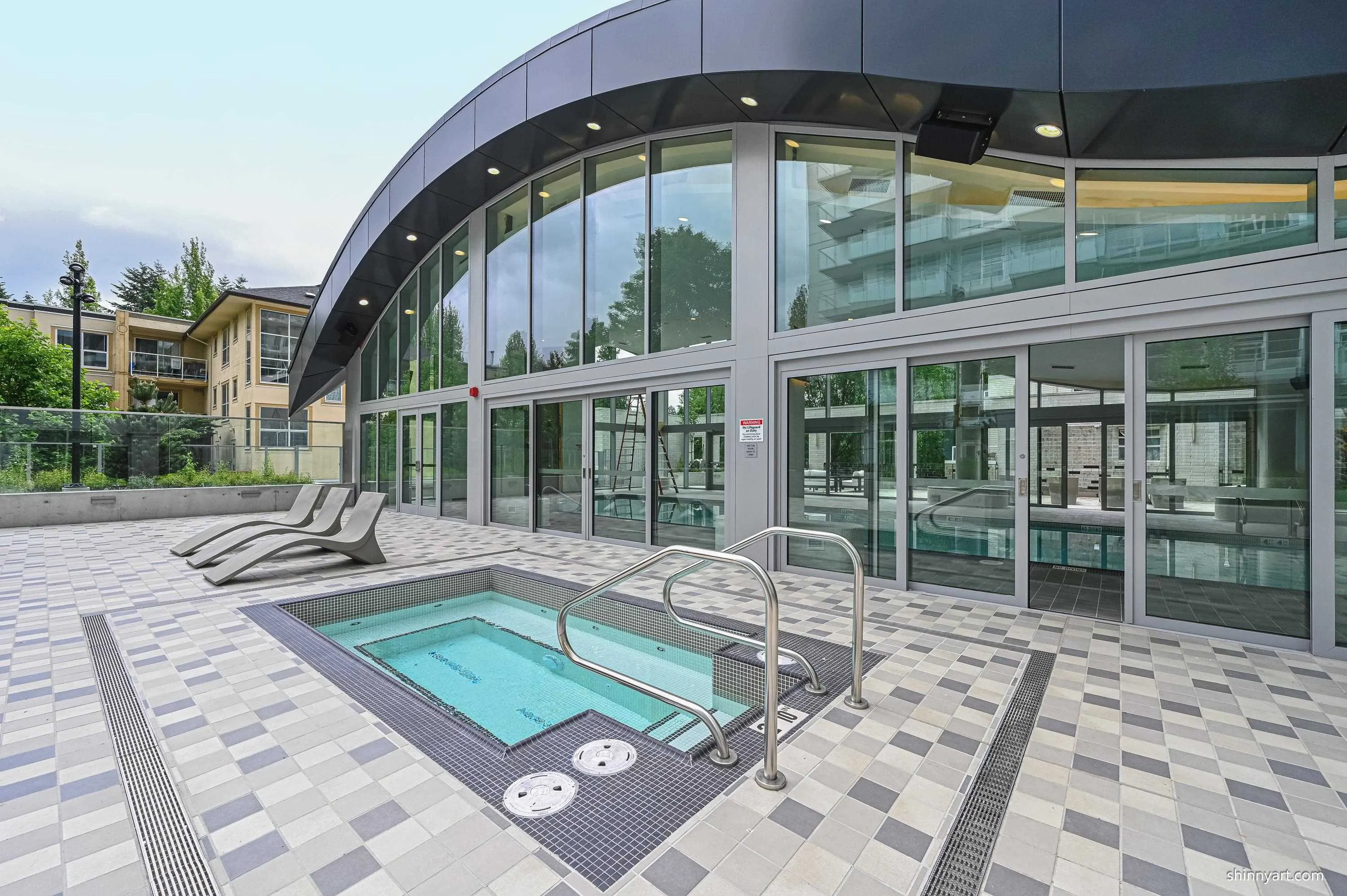 708 13768 100 Avenue