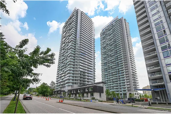 708 13768 100 Avenue