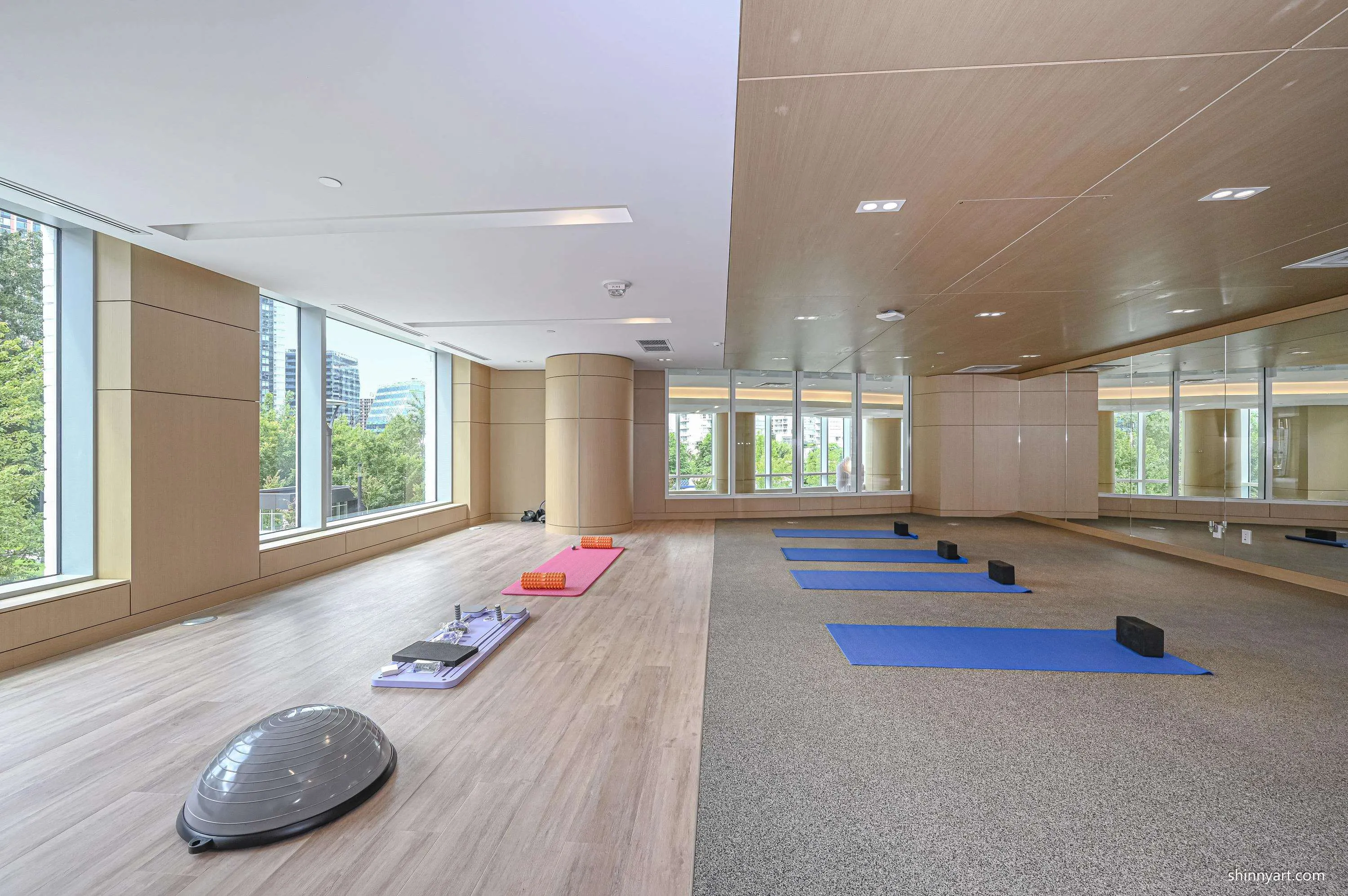 708 13768 100 Avenue