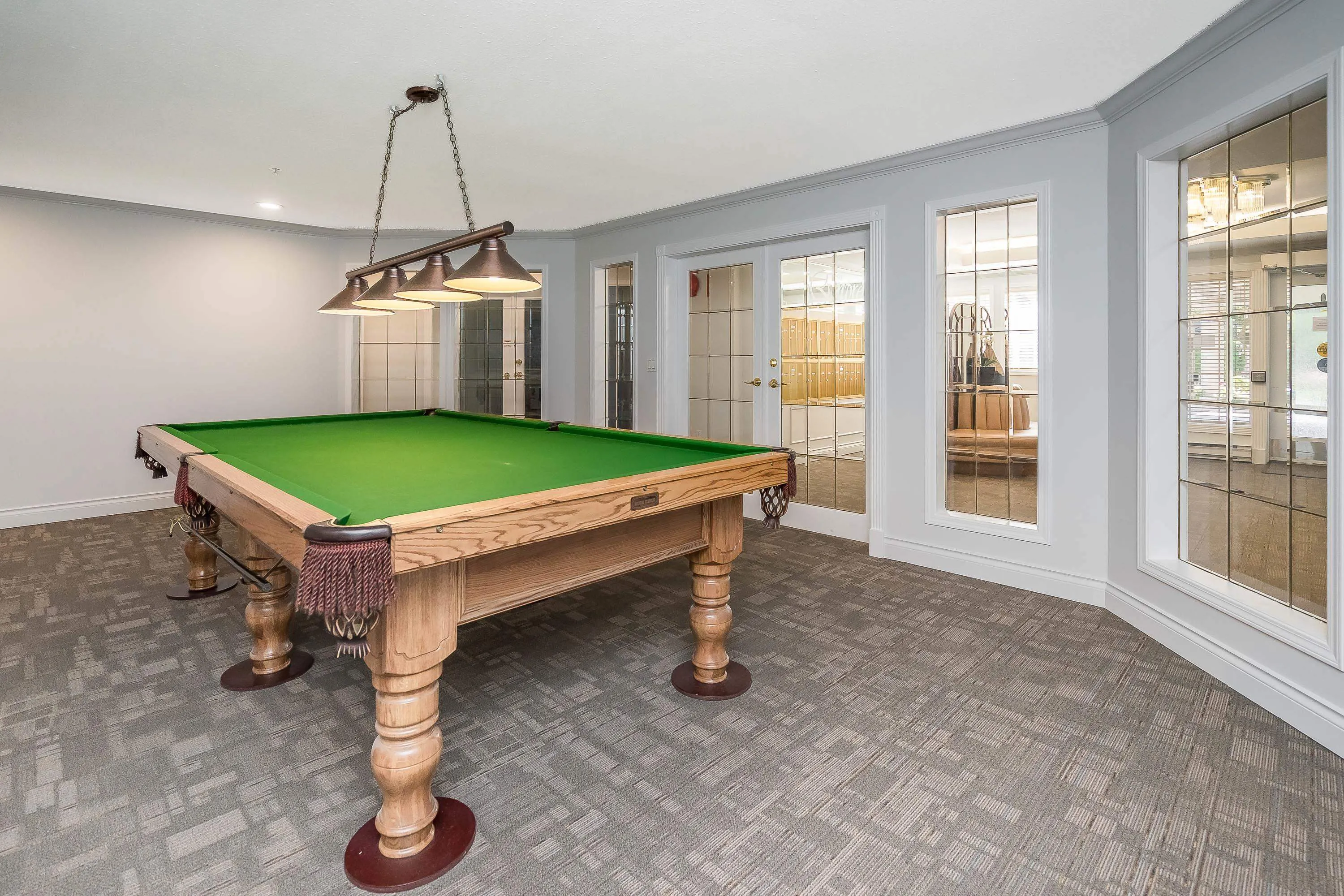 112 7600 Moffatt Road