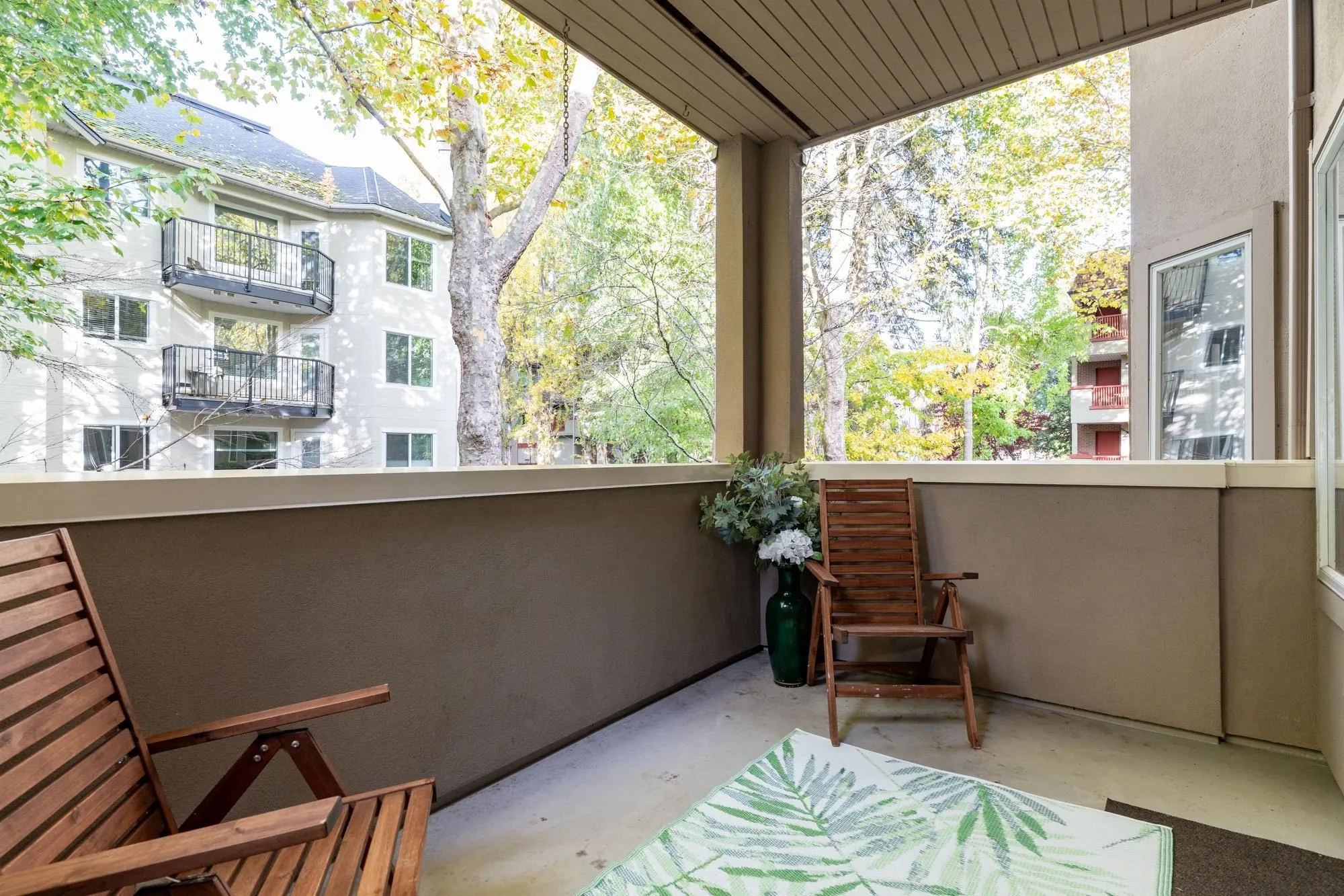 112 7600 Moffatt Road