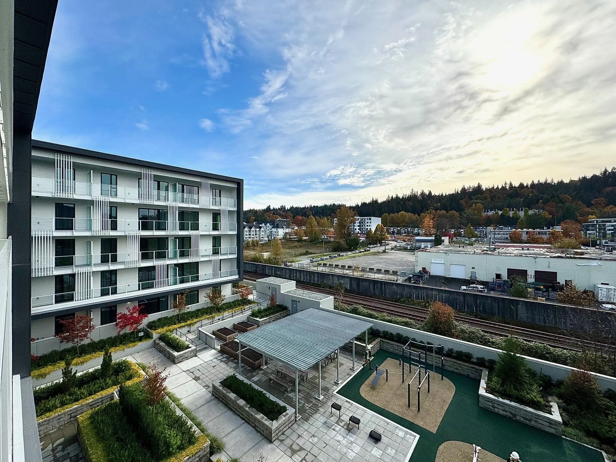 504 3075 Murray Street