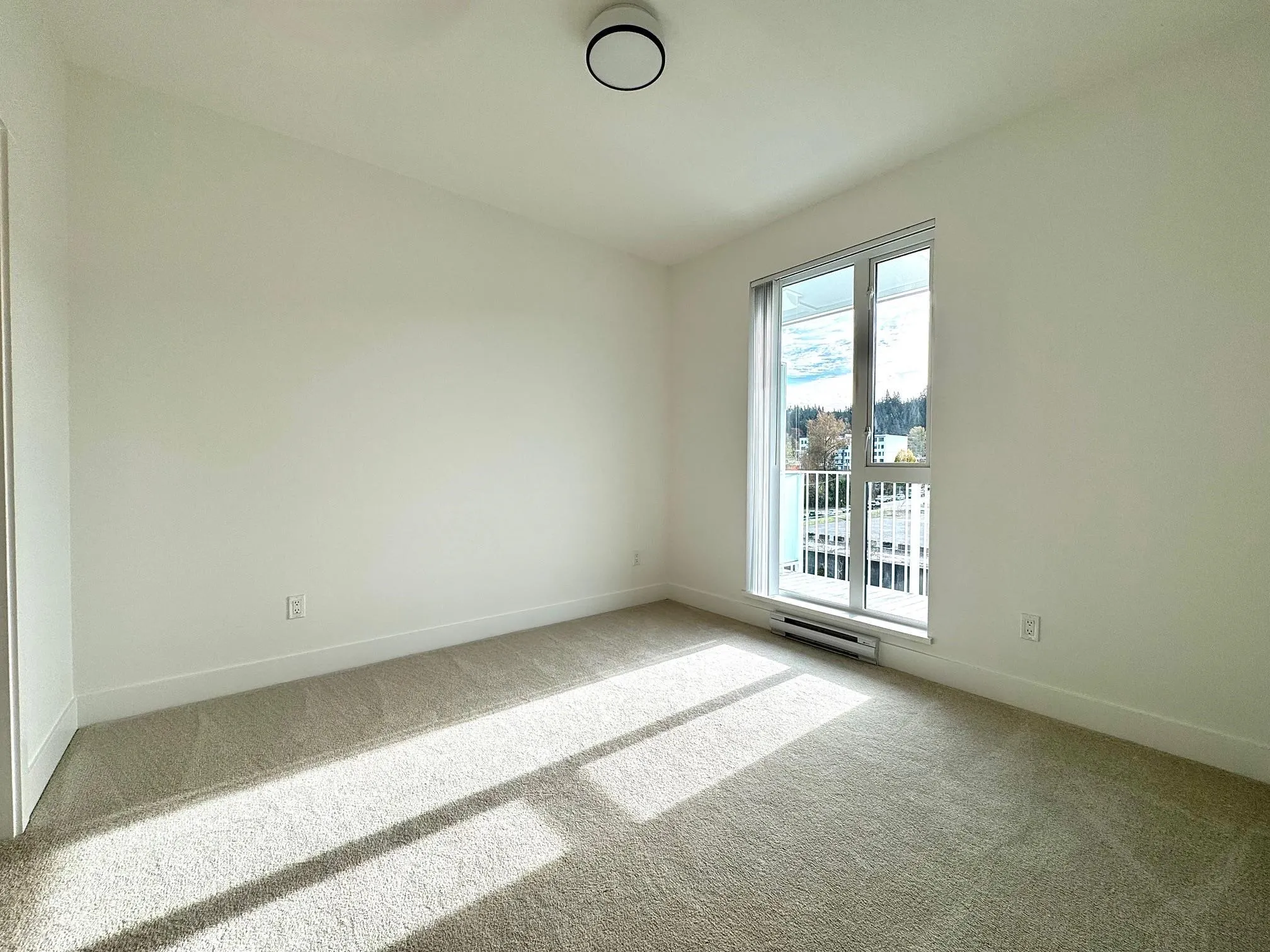 504 3075 Murray Street