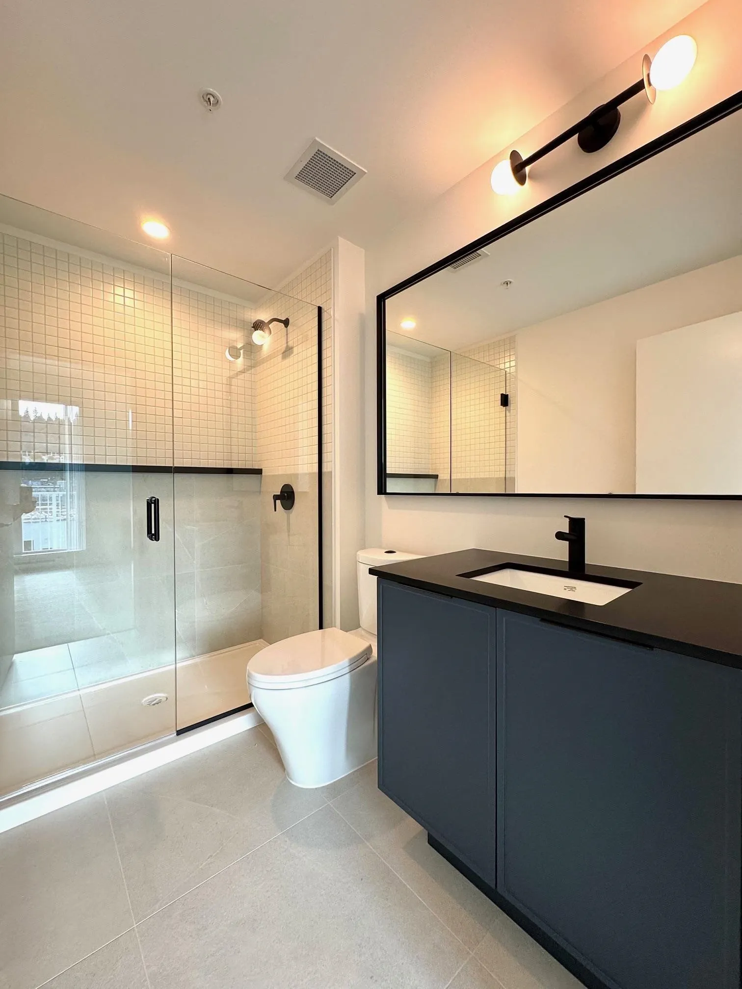 504 3075 Murray Street