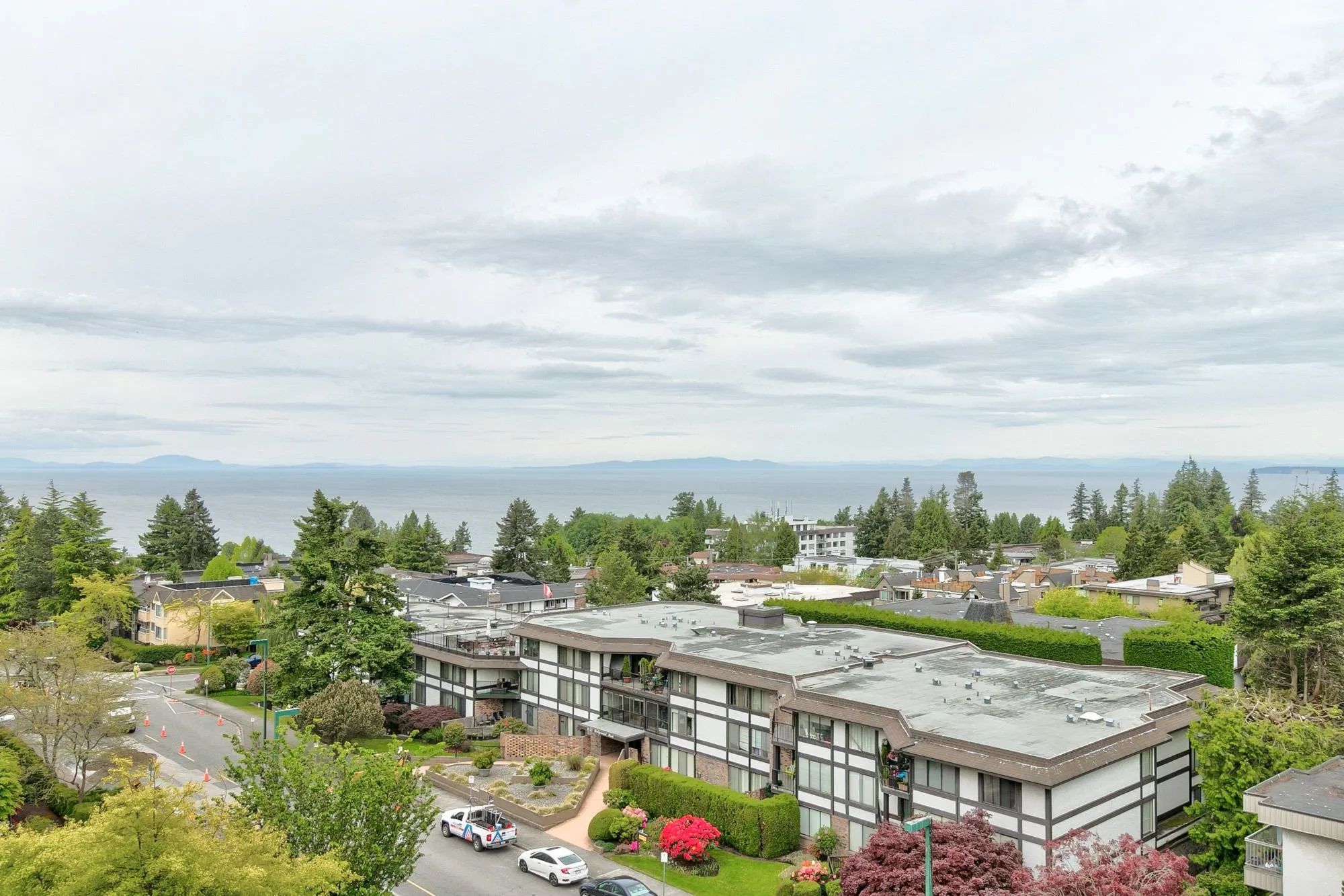 402 1480 Foster Street