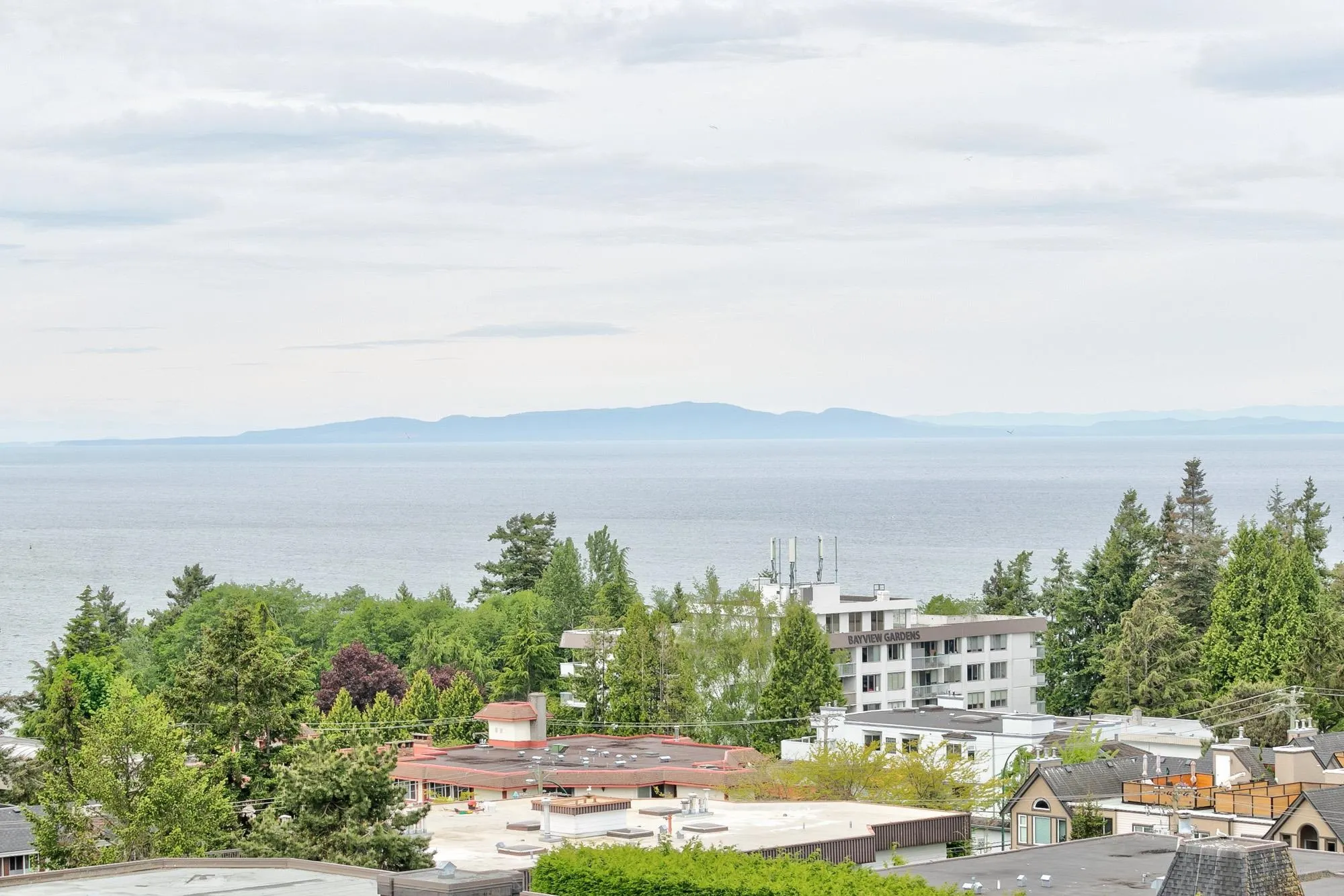 402 1480 Foster Street