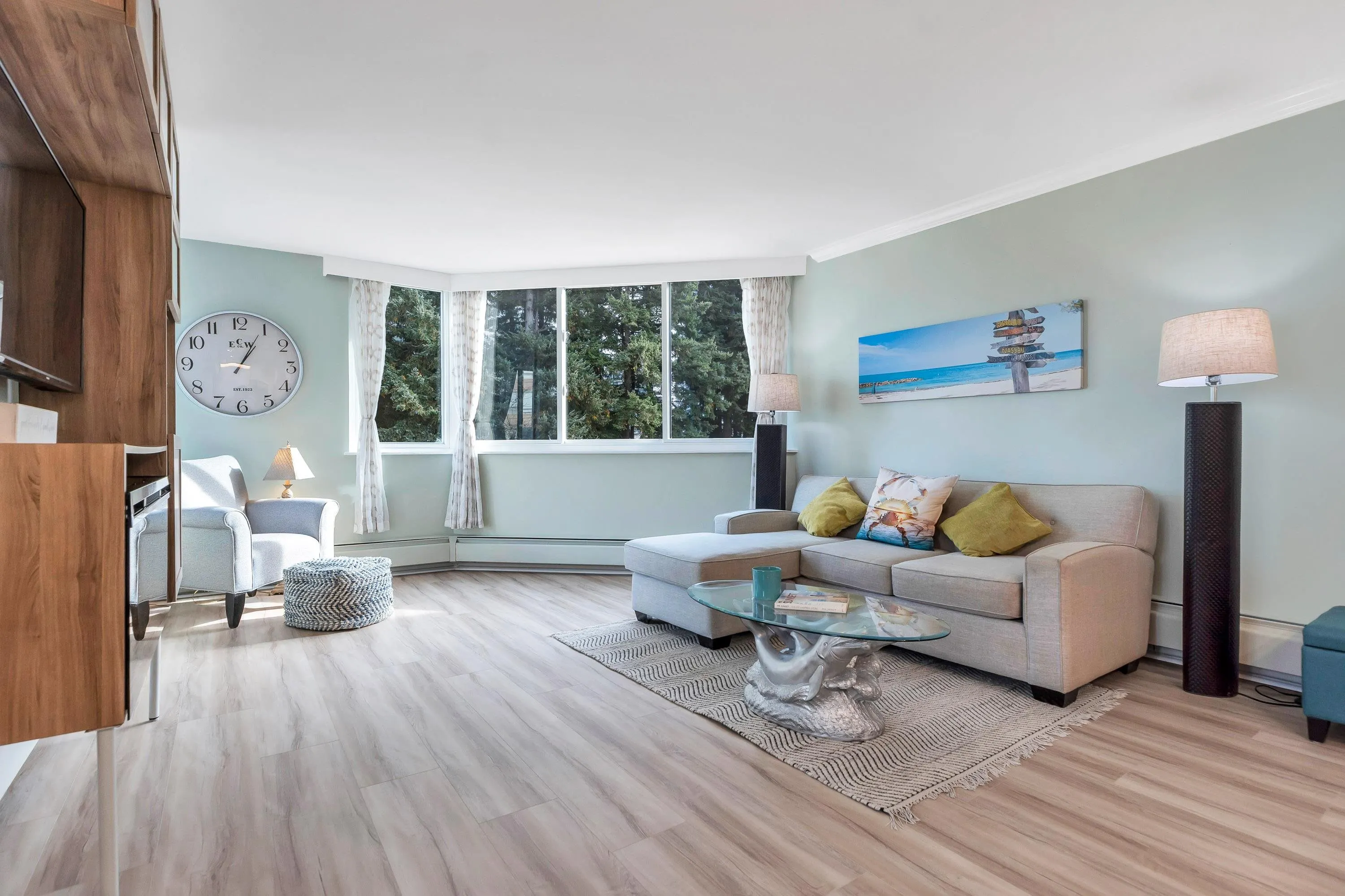 402 1480 Foster Street