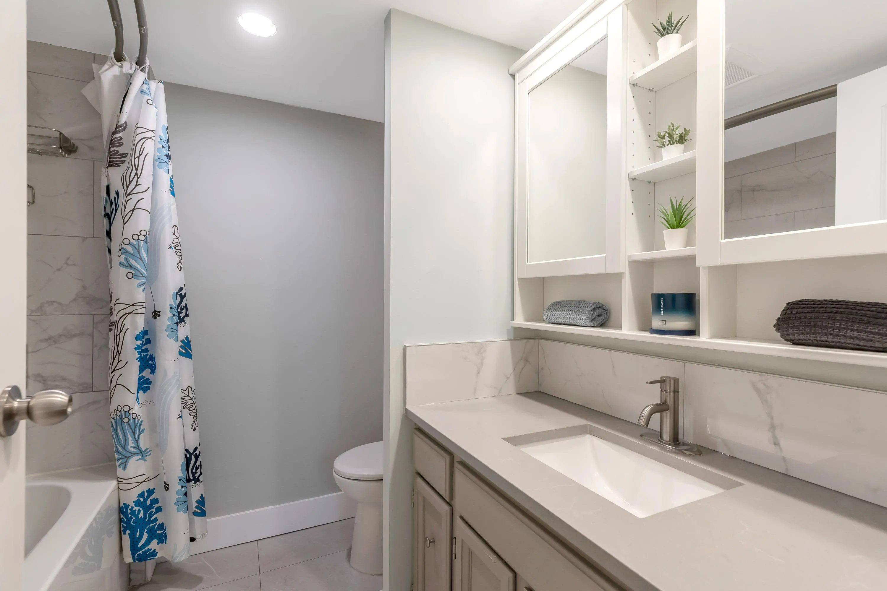 402 1480 Foster Street