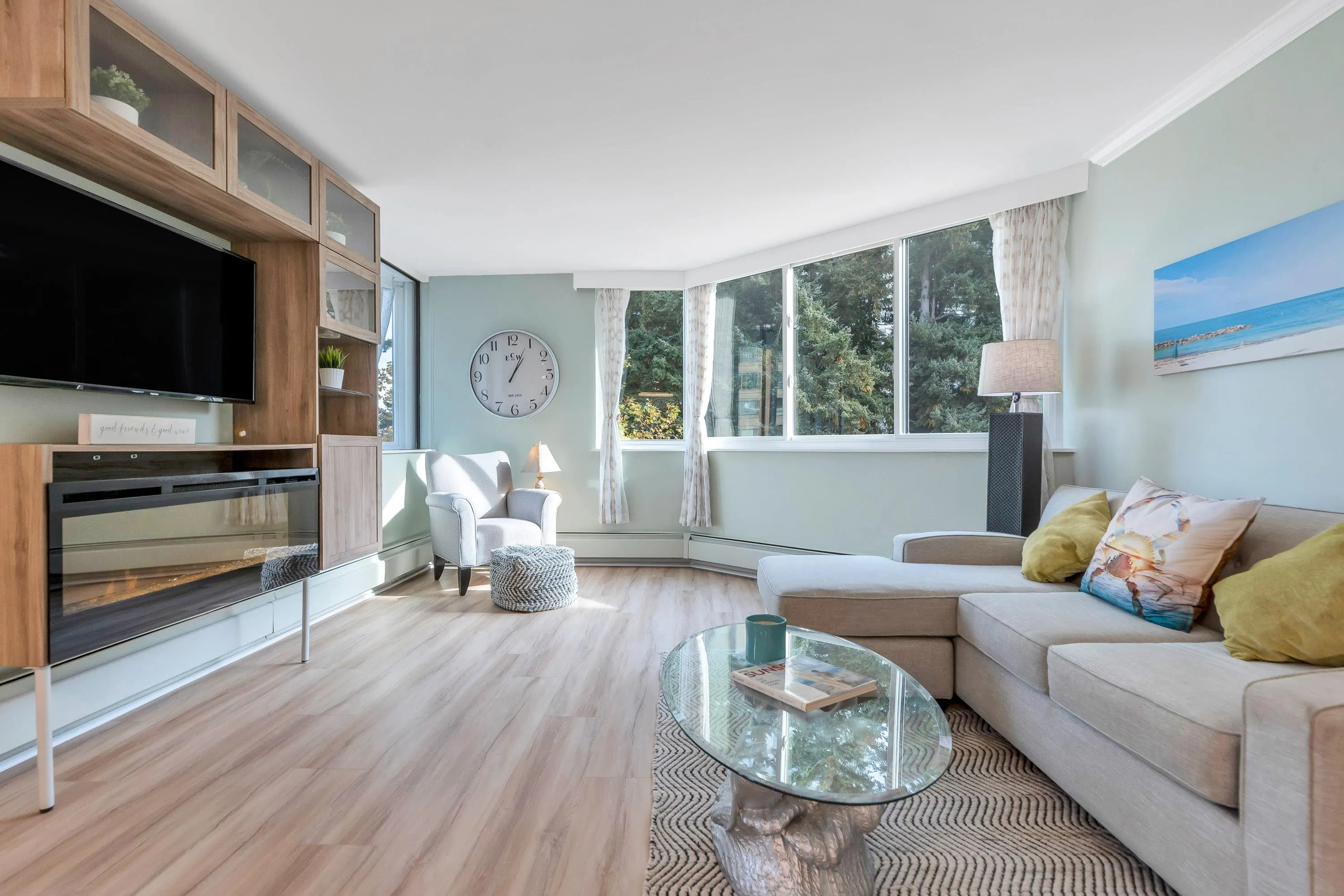 402 1480 Foster Street