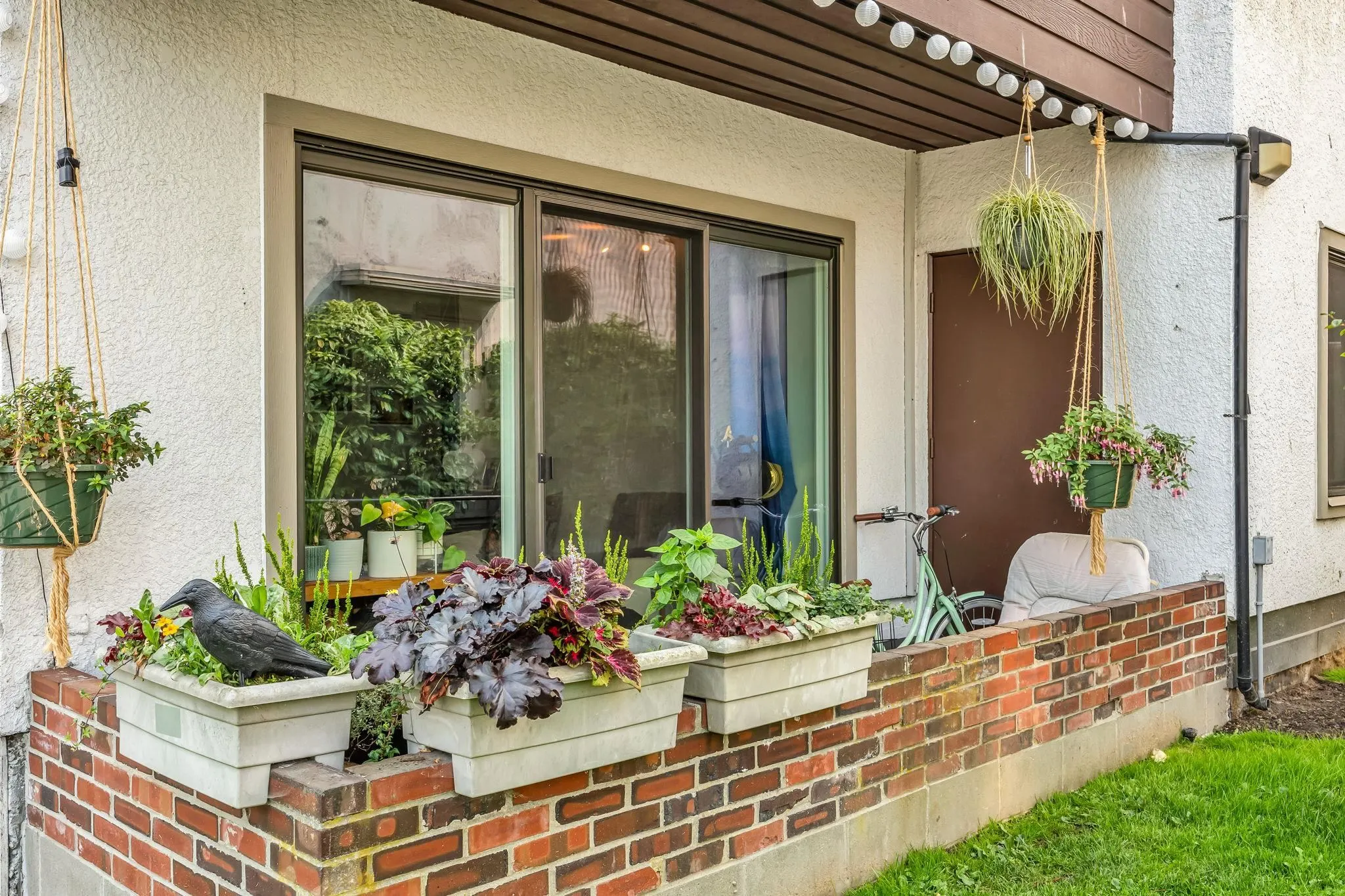 207 2025 W 2nd Avenue